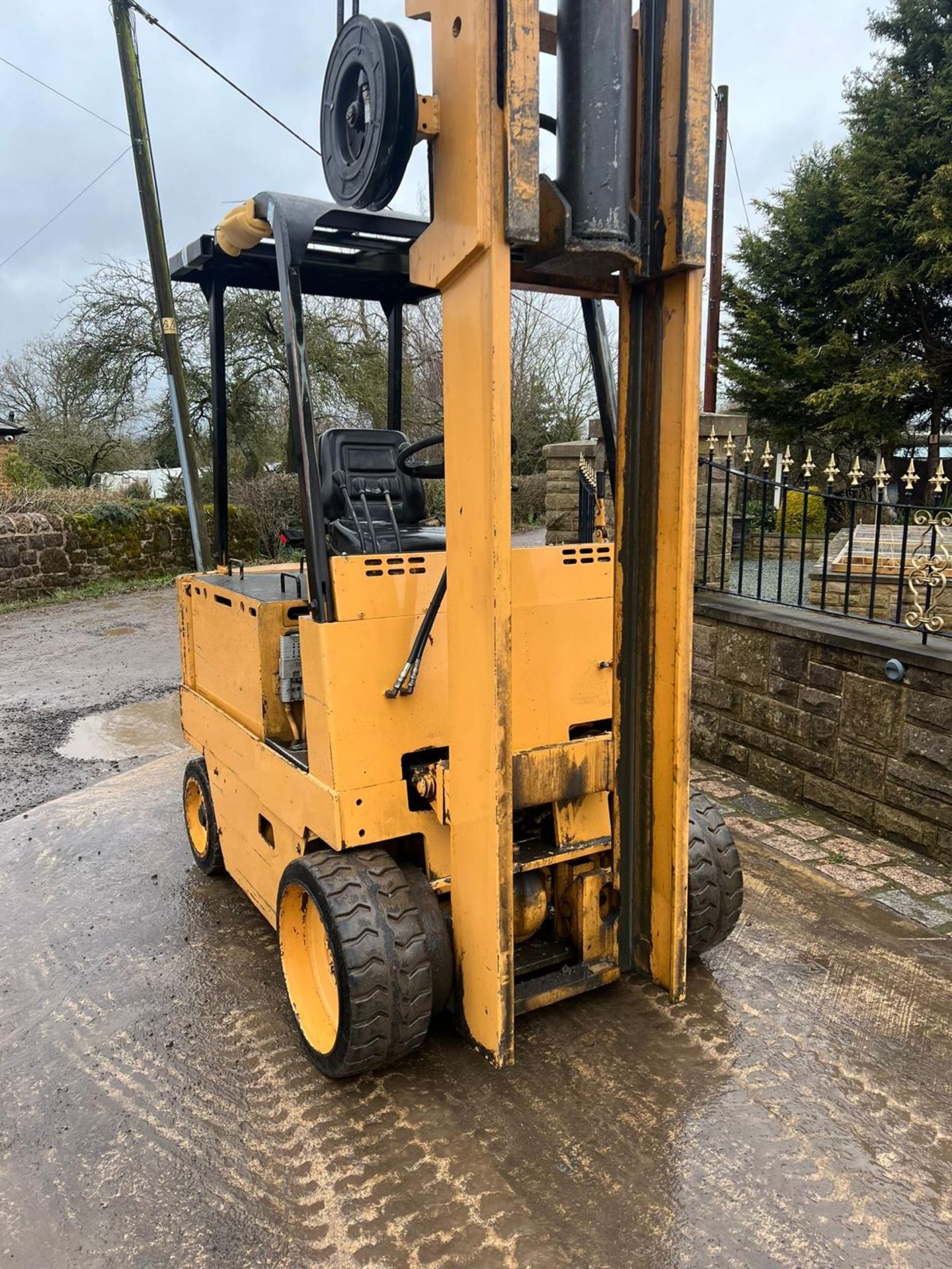 CATERPILLAR 3 TON ELECTRIC FORKLIFT NO EMISSIONS *PLUS VAT* - Image 11 of 18