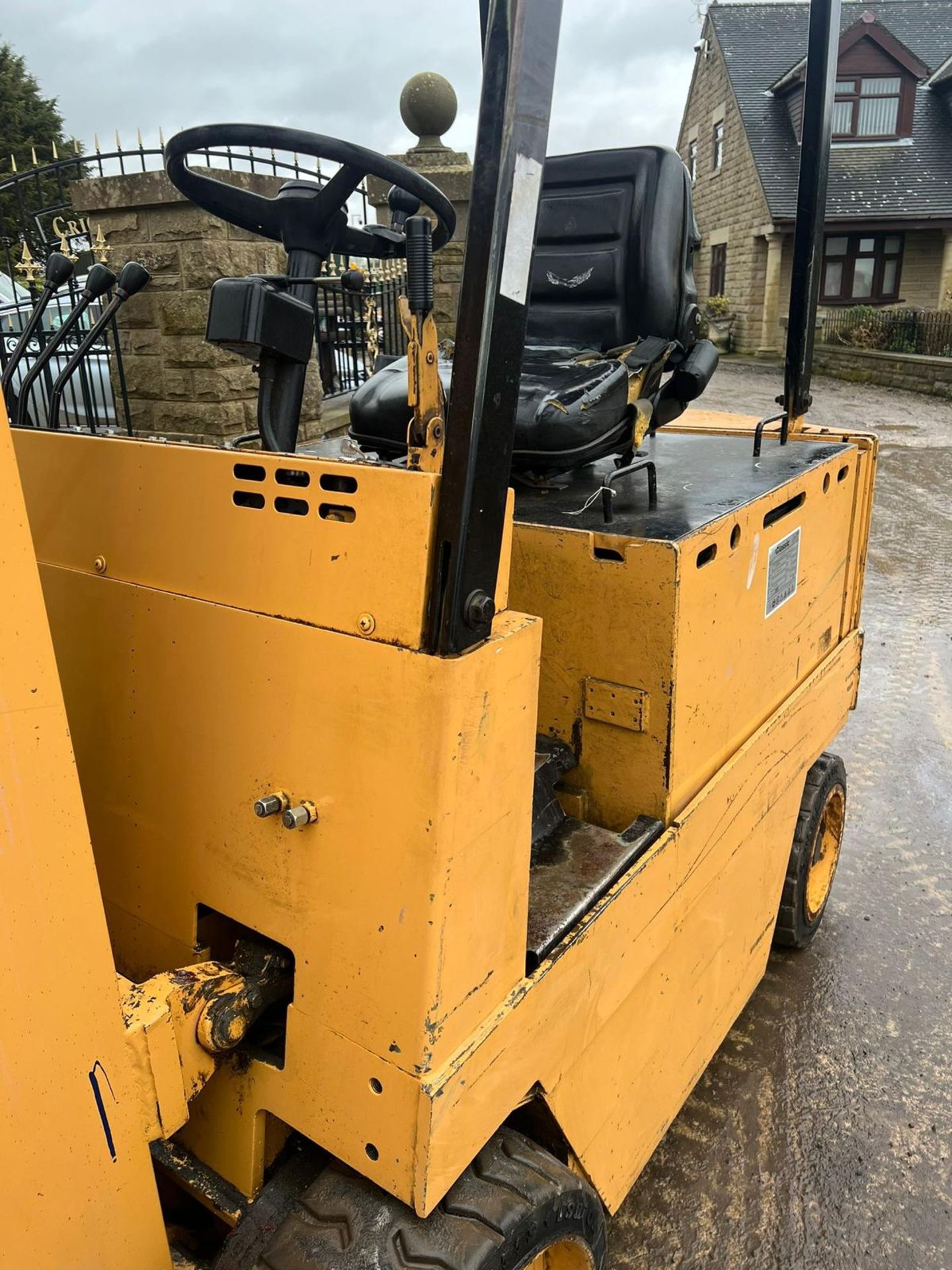 CATERPILLAR 3 TON ELECTRIC FORKLIFT NO EMISSIONS *PLUS VAT* - Image 14 of 18