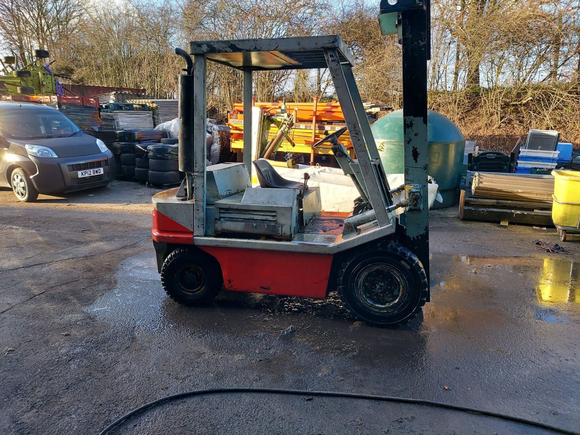 LANSING FORKLIFT *NO VAT* - Image 3 of 13