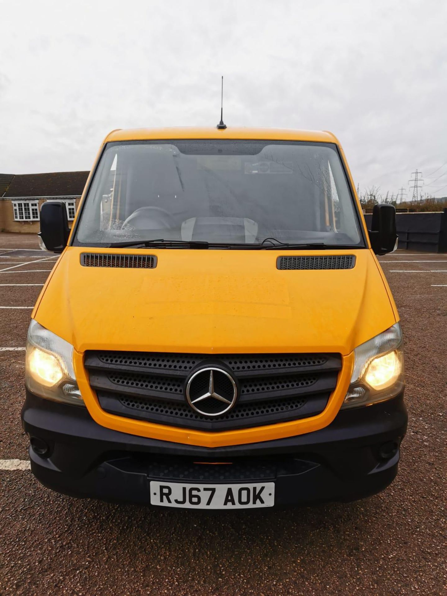 2017/67 REG MERCEDES-BENZ SPRINTER 314 CDI YELLOW DIESEL PANEL VAN, SHOWING 0 FORMER KEEPERS *NO VAT - Image 2 of 28