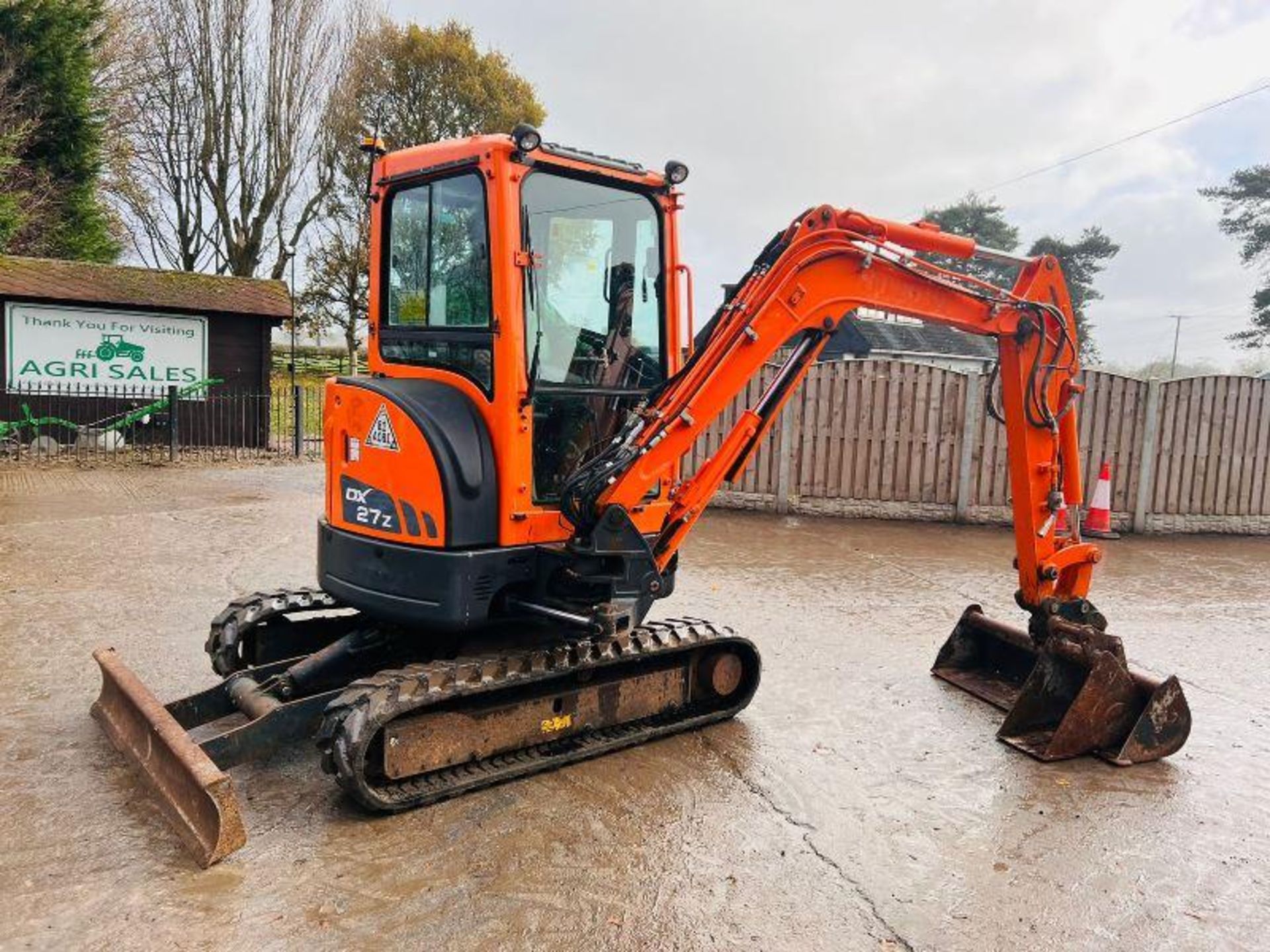 2016 DOOSAN DX27Z TRACKED EXCAVATOR *PLUS VAT* - Image 3 of 16