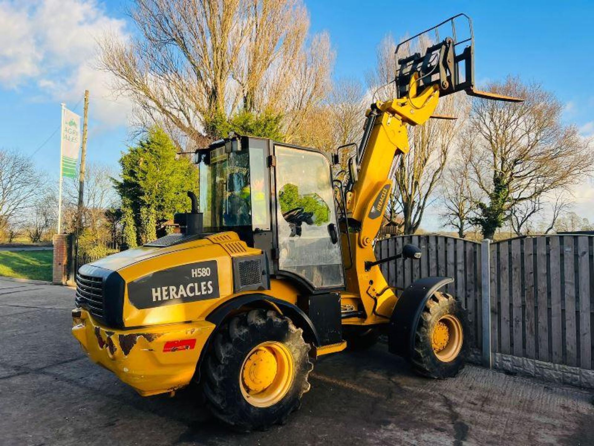 2019 HERACLES H580 4WD TELEHANDLER *PLUS VAT* - Image 2 of 20