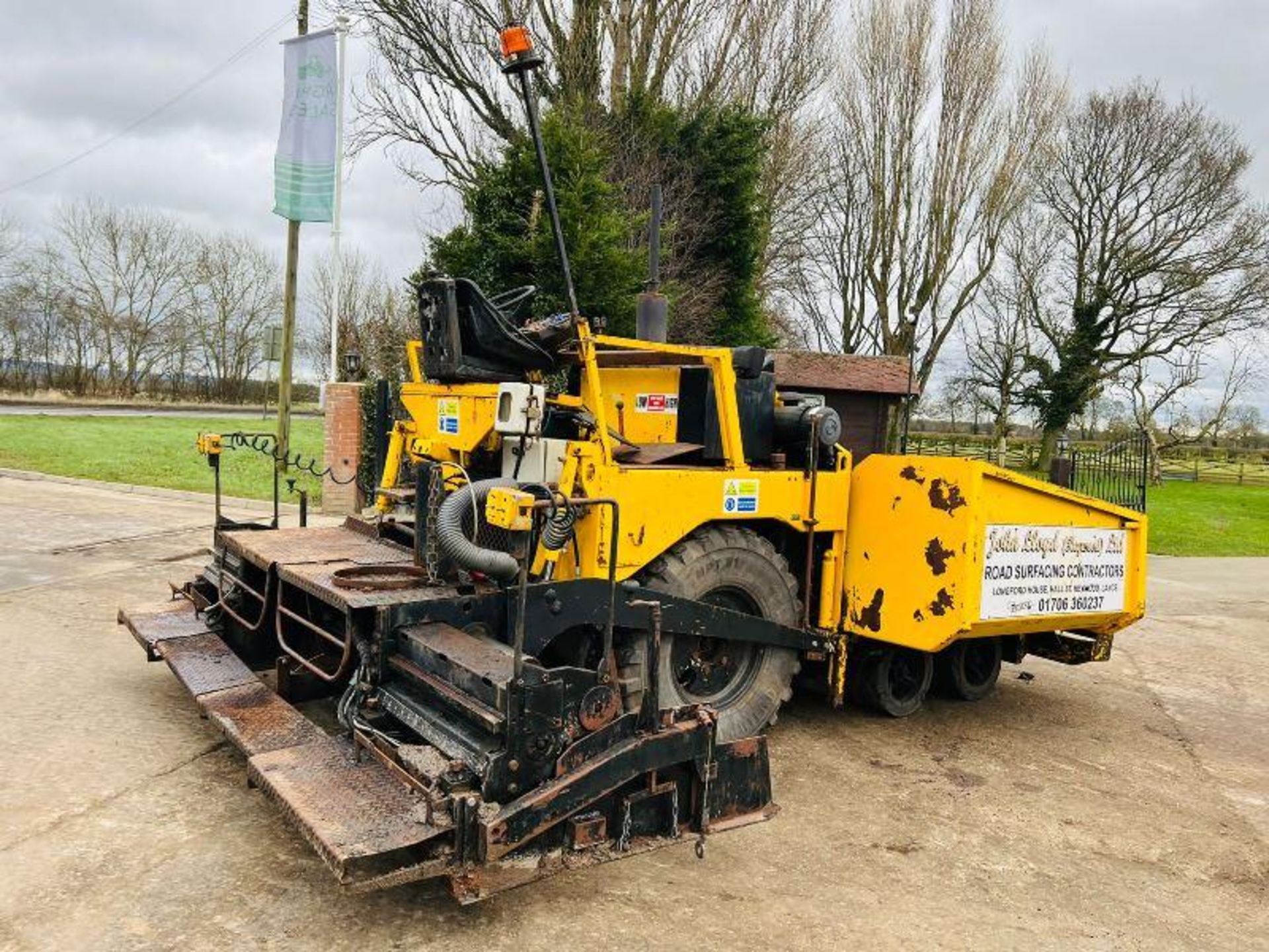 TARMAC PAVER C/W HYDRAULIC BACK BAR *DEUTZ ENGINE *PLUS VAT* - Image 8 of 14