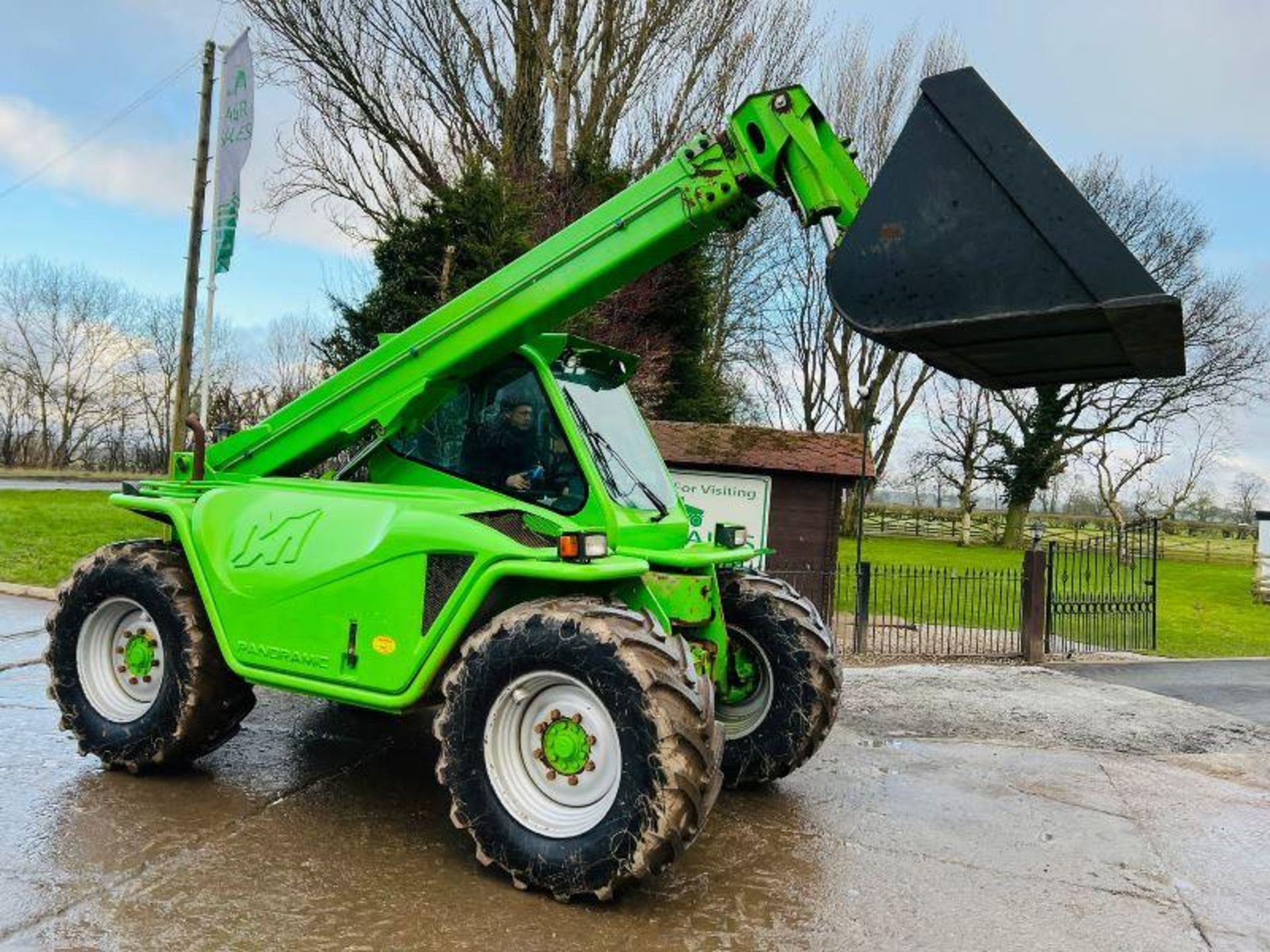 2014 MERLO P34.7 PLUS 4WD TELEHANDLER *PLUS VAT* - Image 3 of 17