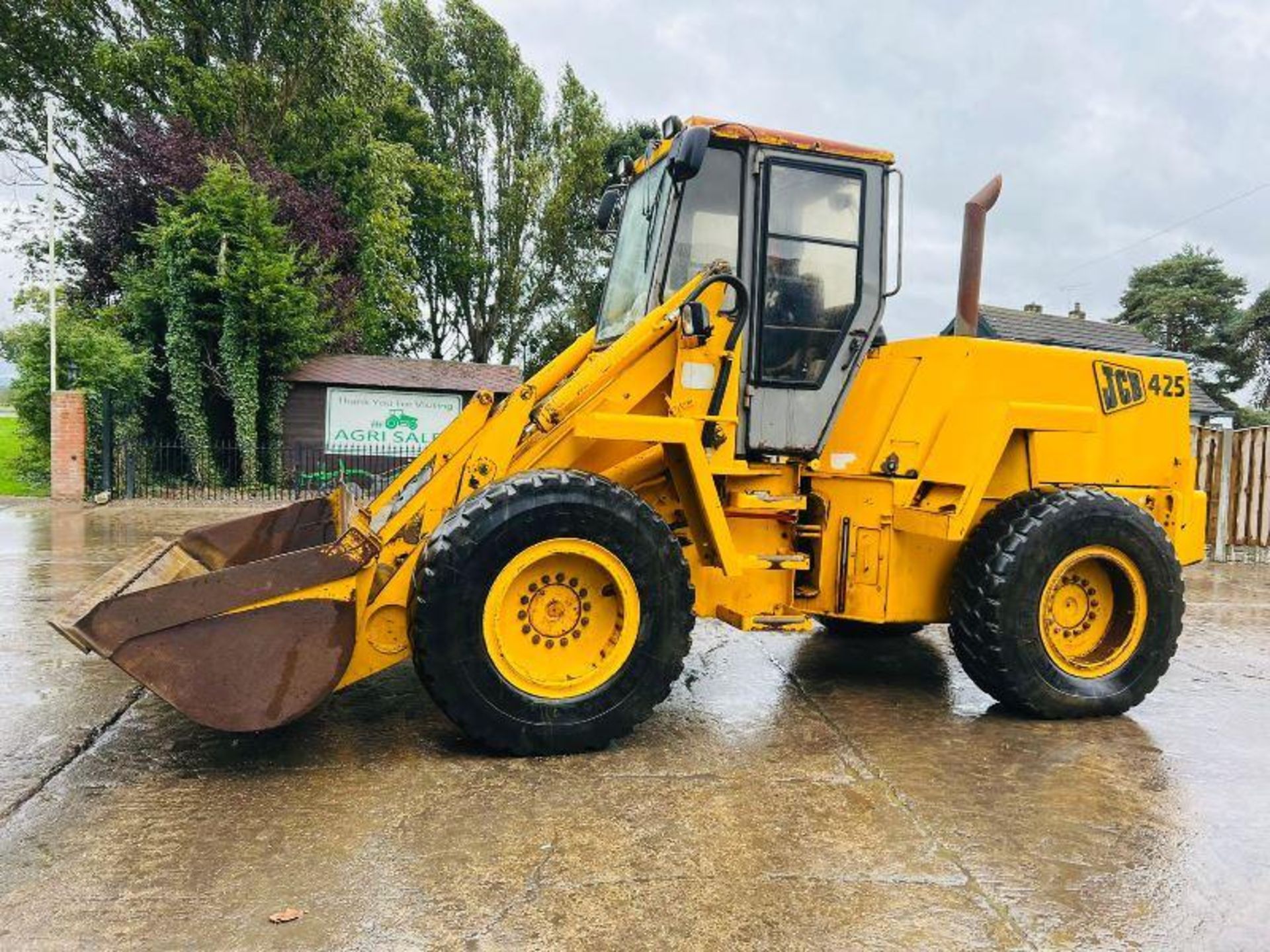 1989 JCB 425 4WD LOADING SHOVEL C/W BUCKET *PLUS VAT* - Image 13 of 18