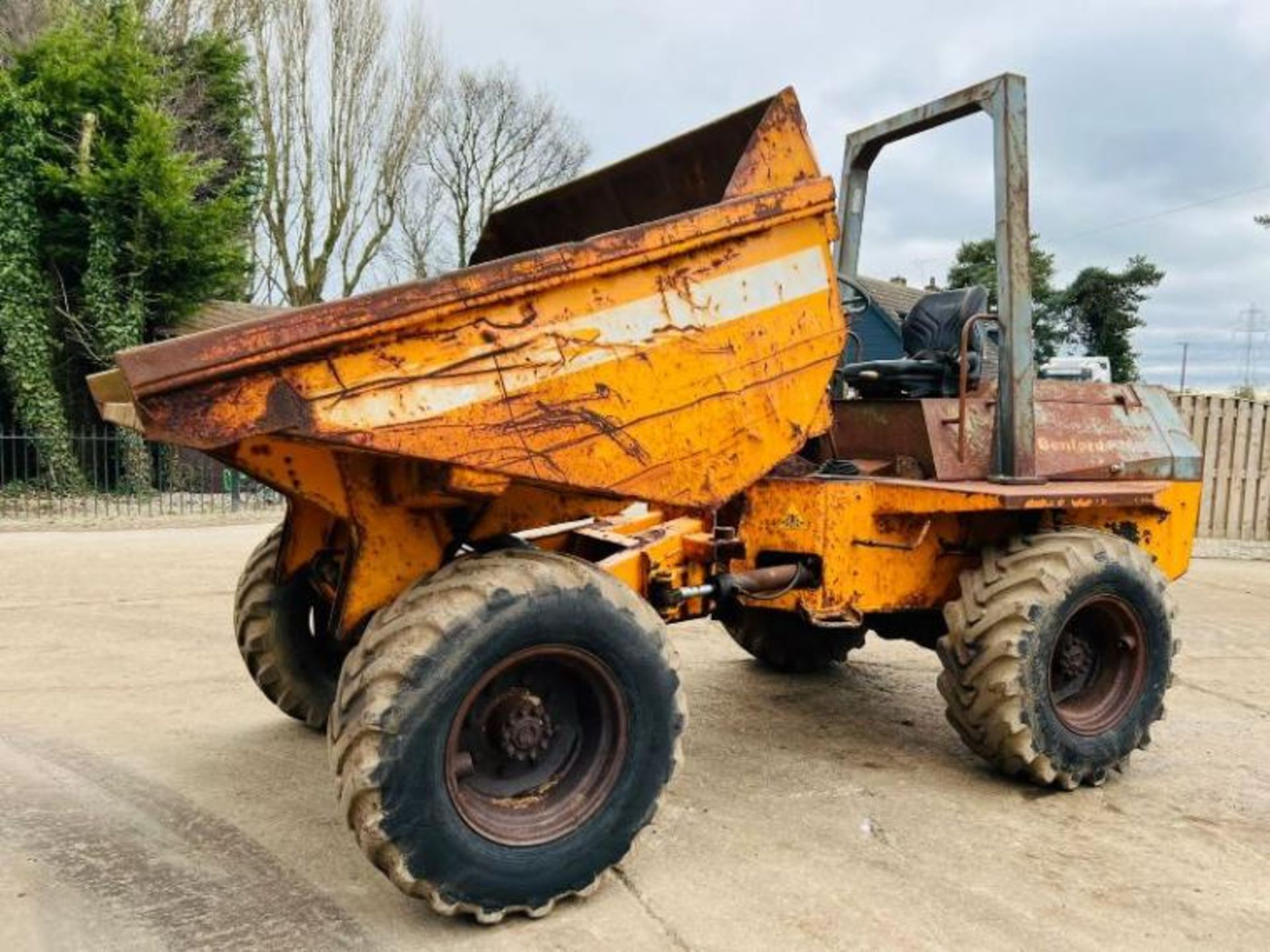 BENFORD 6000 4WD DUMPER *PLUS VAT* - Image 4 of 10