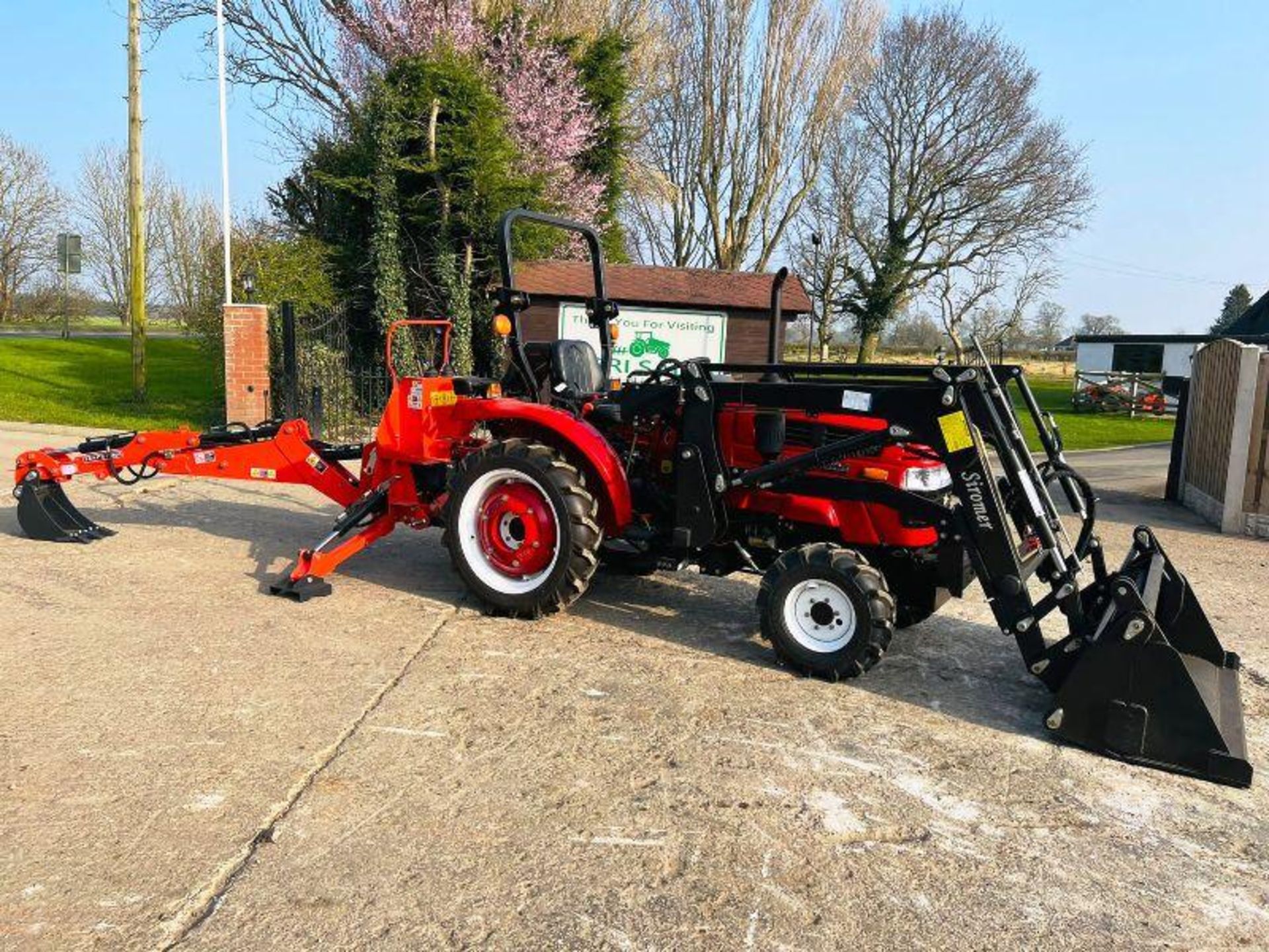 BRAND NEW 2023 SIROMER 304 4WD TRACTOR WITH LOADER & BACK ACTOR *PLUS VAT* - Image 2 of 17