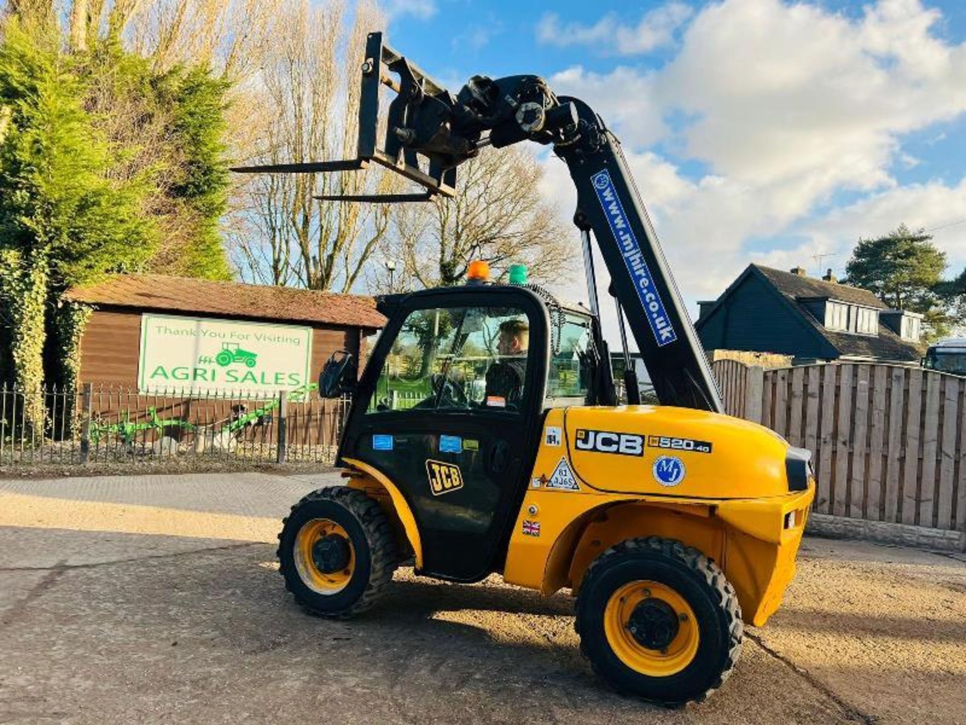 2014 JCB 520-40 4WD TELEHANDLER *PLUS VAT* - Image 9 of 20