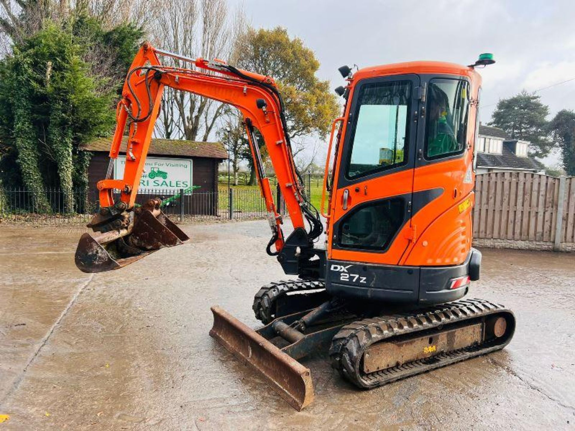 2016 DOOSAN DX27Z TRACKED EXCAVATOR *PLUS VAT* - Image 8 of 16