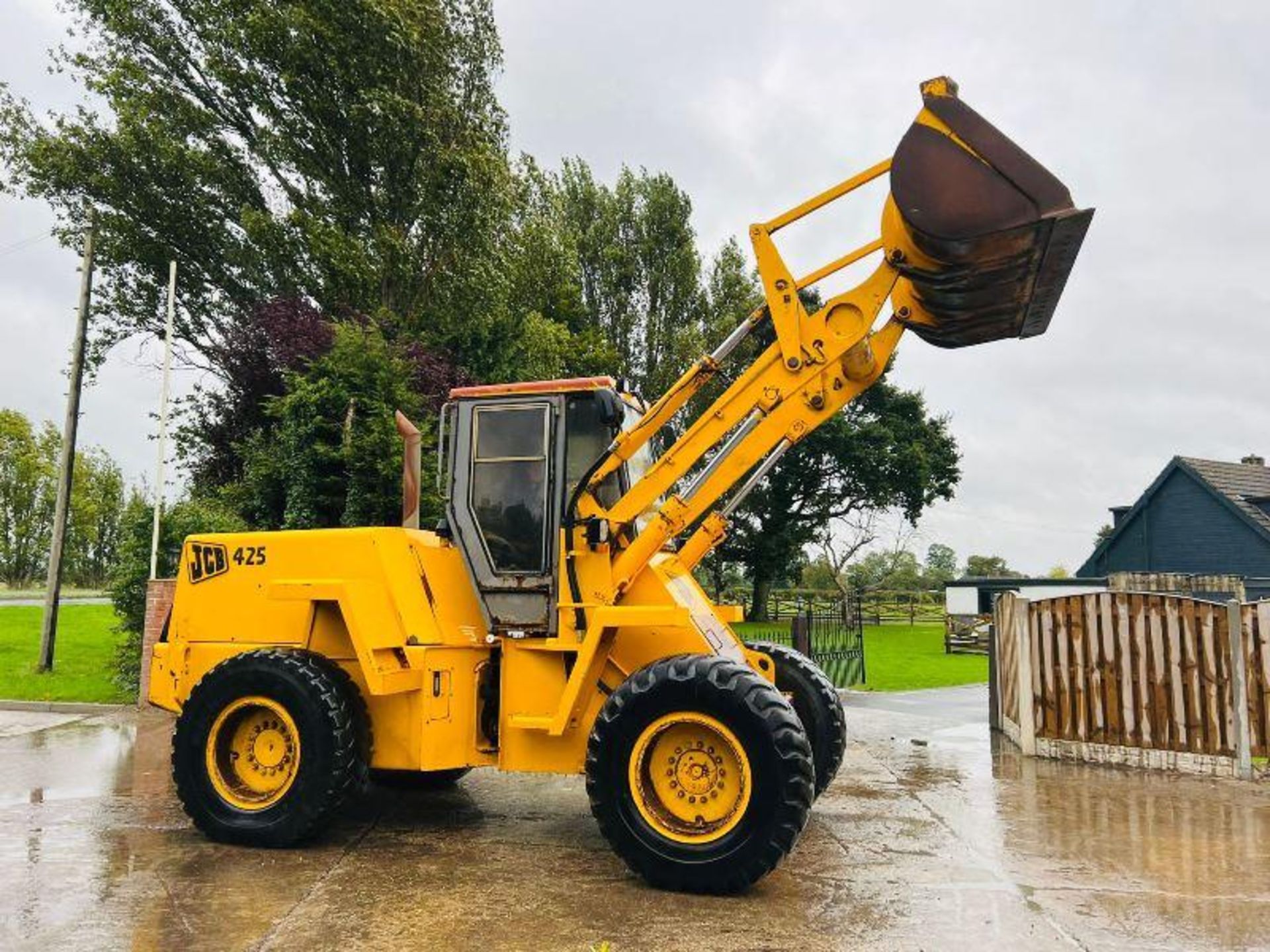 1989 JCB 425 4WD LOADING SHOVEL C/W BUCKET *PLUS VAT* - Image 14 of 18