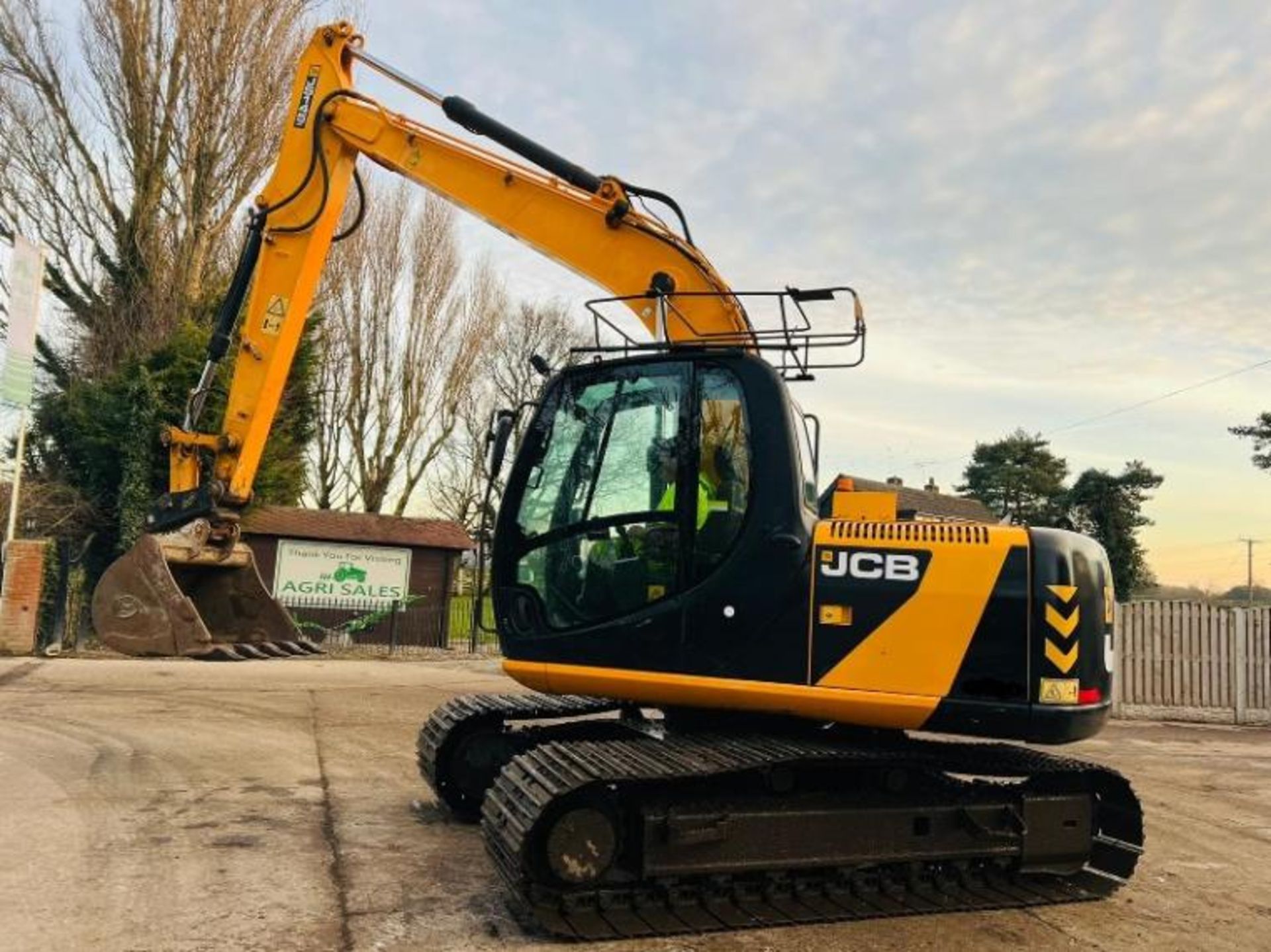 2010 JCB JS145 TRACKED EXCAVATOR *PLUS VAT* - Image 2 of 13