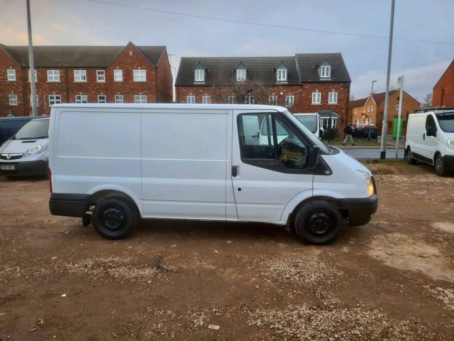 2014 FORD TRANSIT 100 T280 FWD WHITE PANEL VAN *NO VAT* - Image 4 of 15