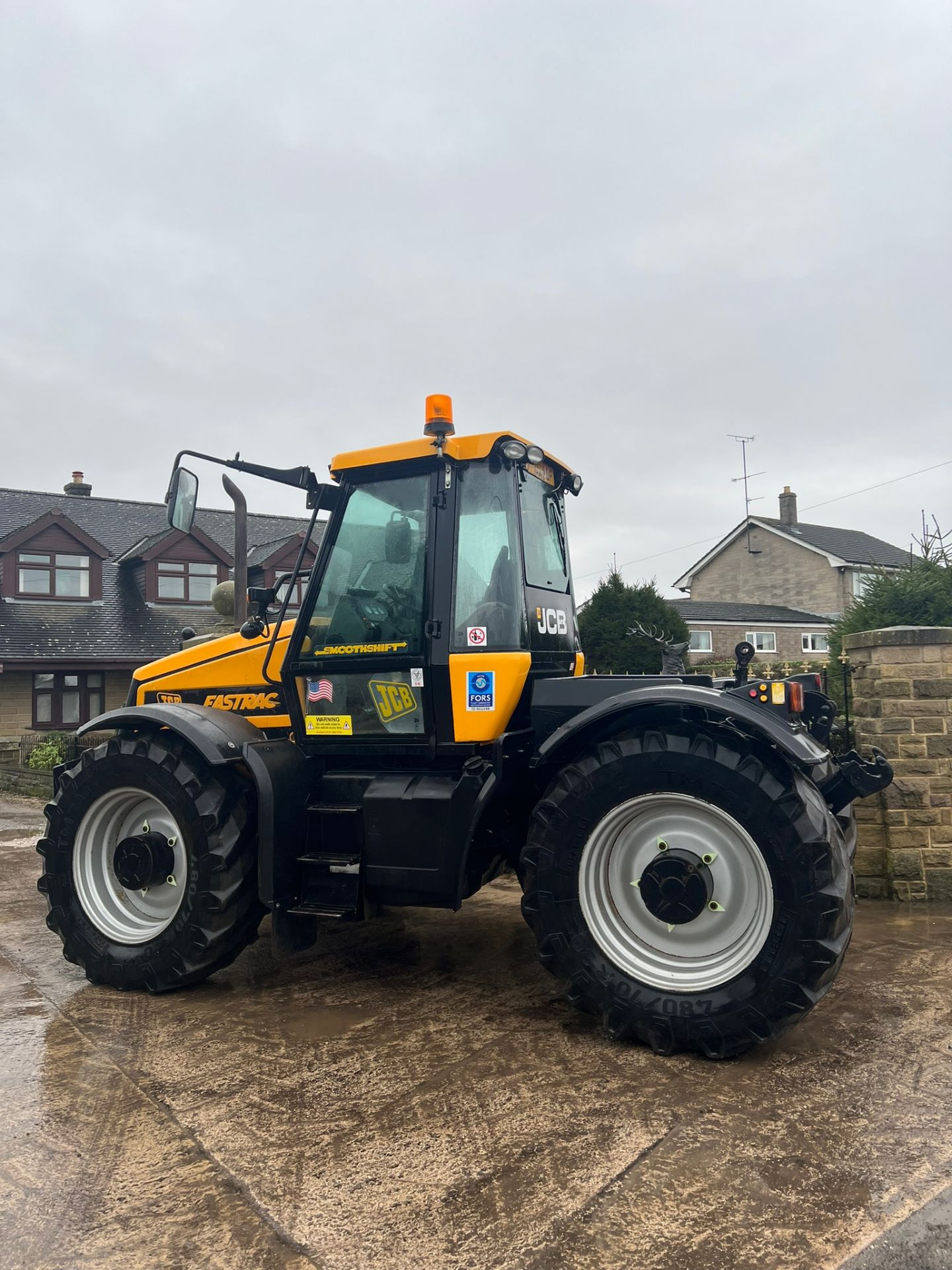 JCB FASTRAC 2135 4WS TRACTOR *PLUS VAT* - Image 6 of 16