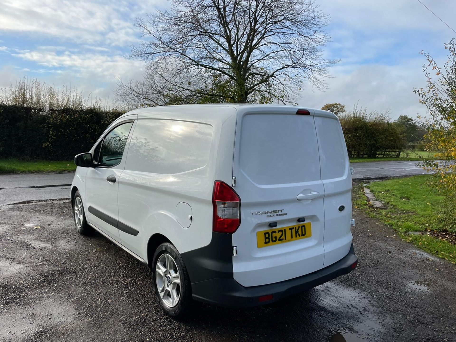 2021 FORD TRANSIT COURIER BASE WHITE PANEL VAN *PLUS VAT* - Image 6 of 14