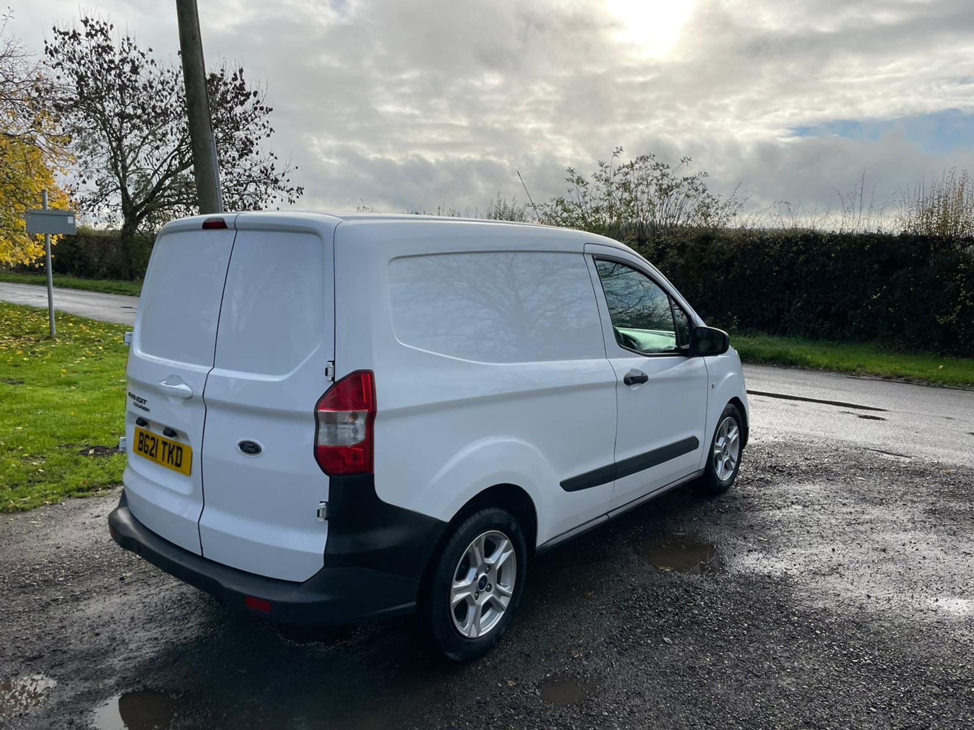 2021 FORD TRANSIT COURIER BASE WHITE PANEL VAN *PLUS VAT* - Image 8 of 14