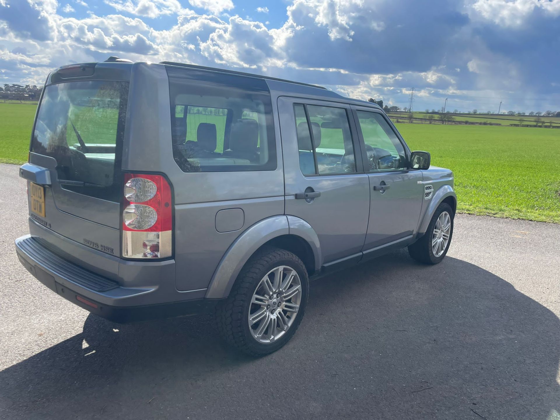 2013 LAND ROVER DISCOVERY HSE SDV6 AUTO GREY SUV ESTATE *NO VAT* - Image 6 of 13