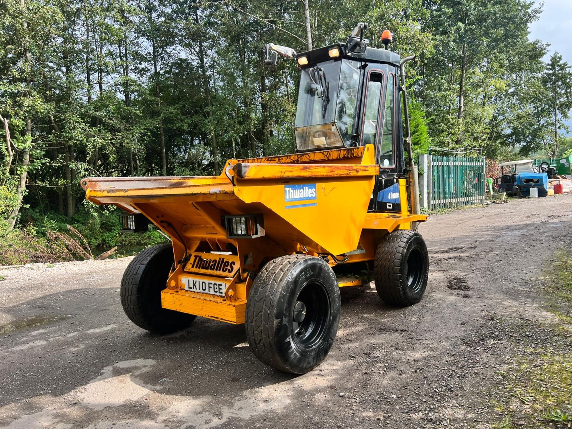 2010 Thwaites 4 Tonne 4WD Dumper *PLUS VAT* - Image 5 of 18