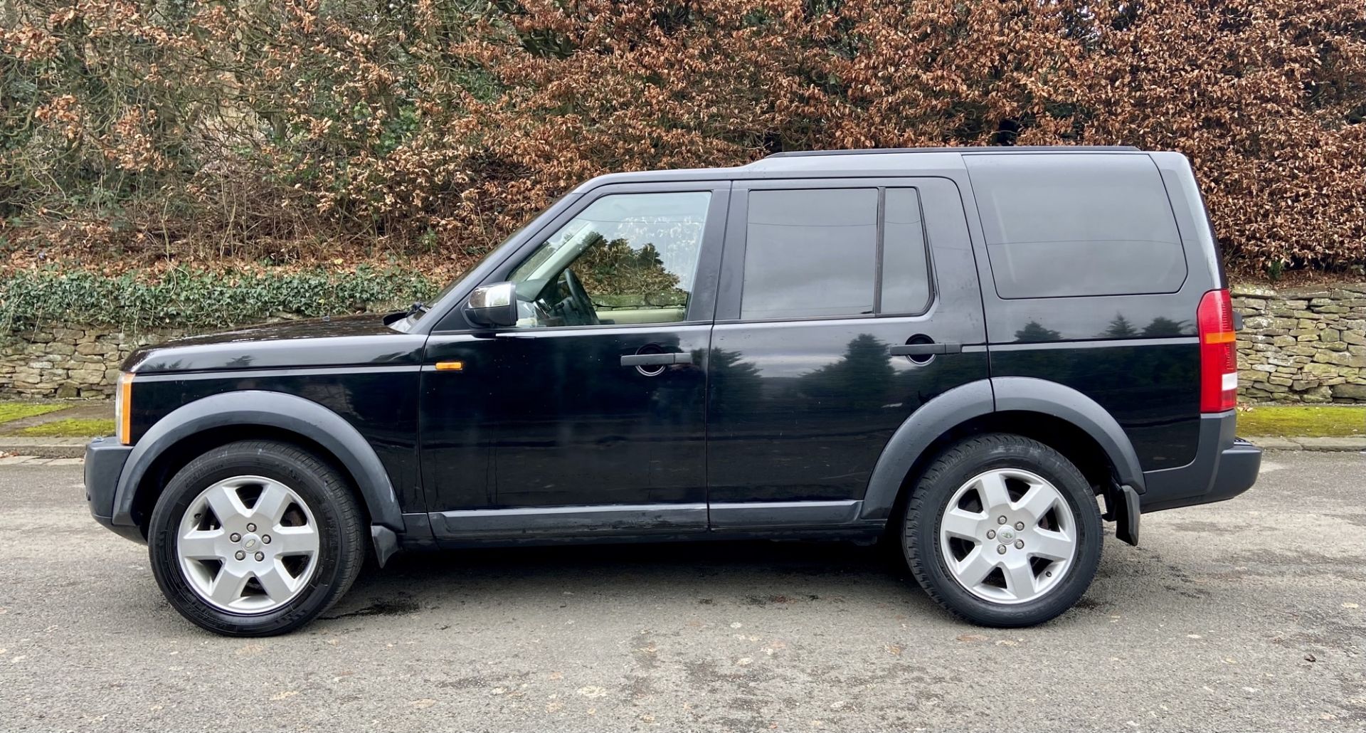 2005/55 LAND ROVER DISCOVERY 3 TDV6 AUTO BLACK SUV ESTATE *NO VAT* - Image 5 of 13