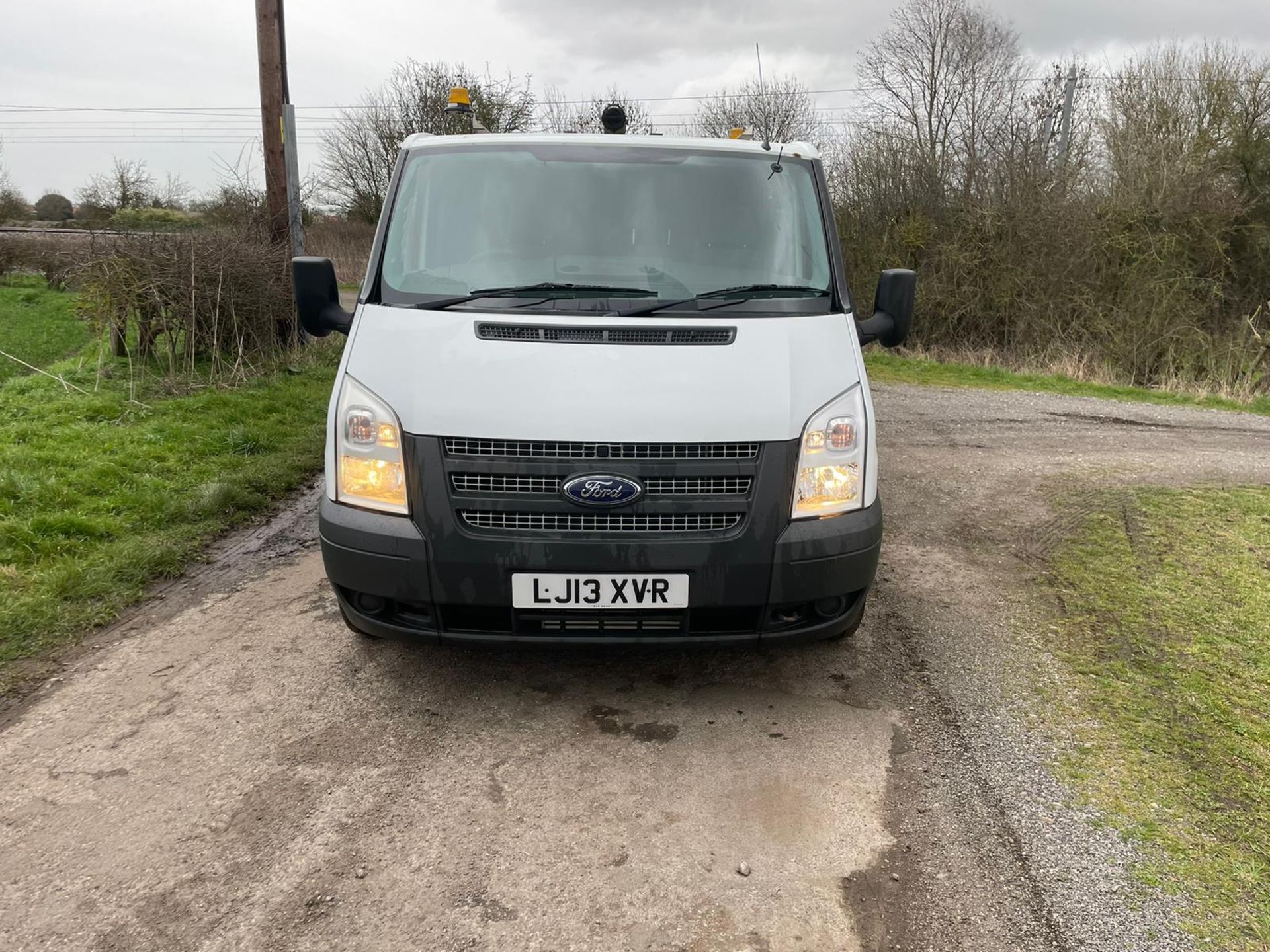 2013 FORD TRANSIT 100 T300 FWD WHITE PANEL VAN *PLUS VAT* - Image 3 of 12