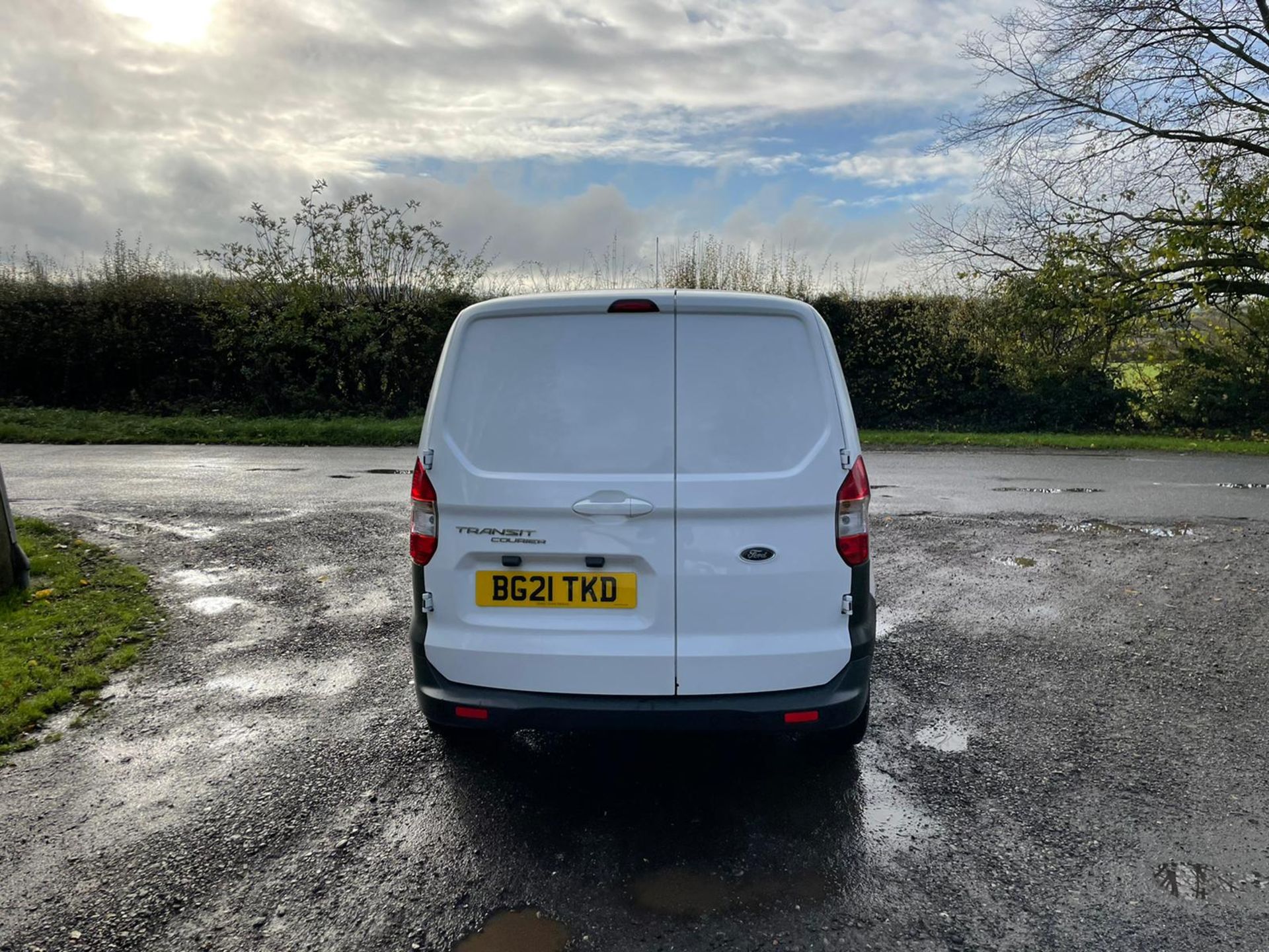 2021 FORD TRANSIT COURIER BASE WHITE PANEL VAN *PLUS VAT* - Image 5 of 14