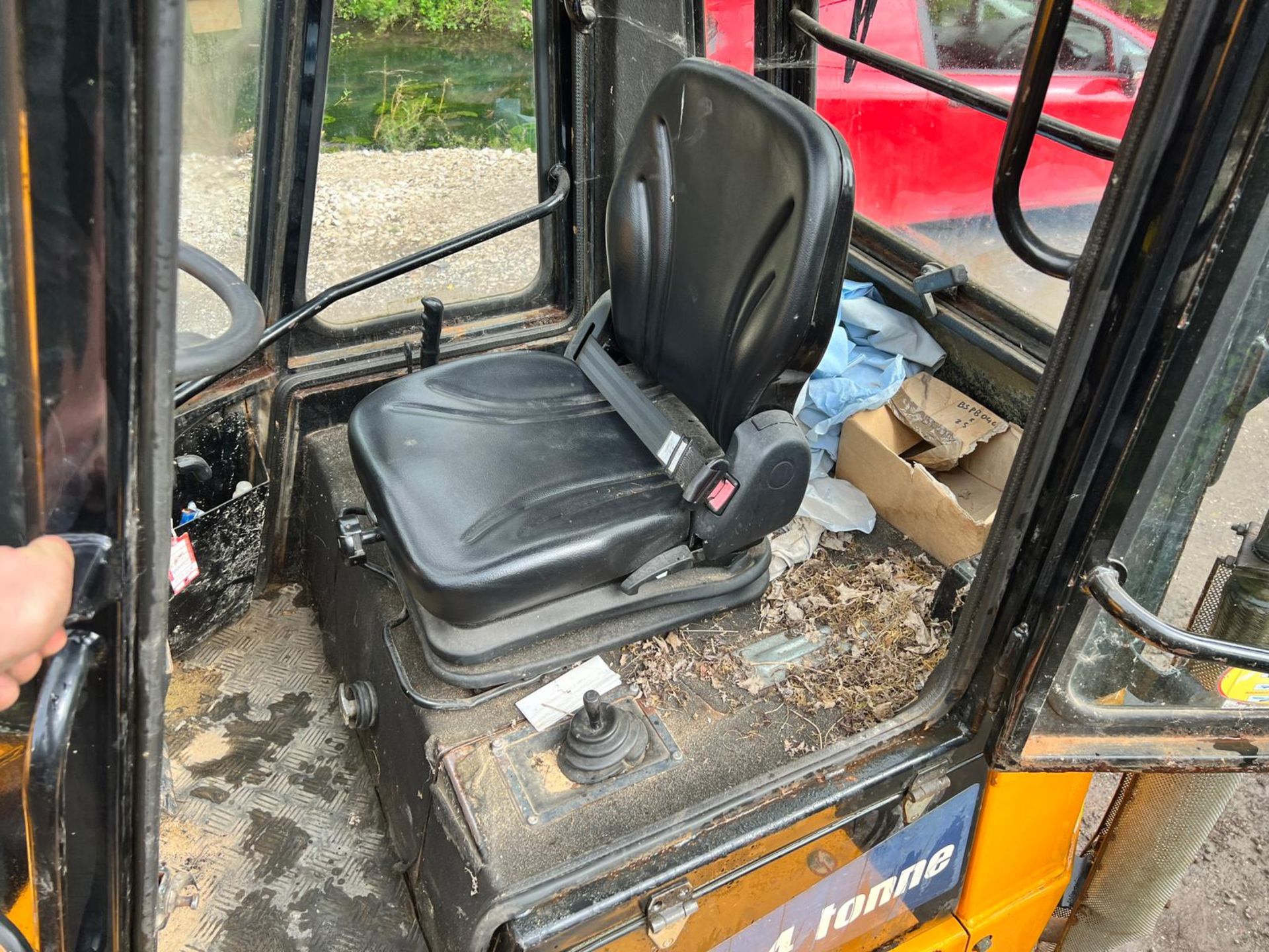 2010 Thwaites 4 Tonne 4WD Dumper *PLUS VAT* - Image 11 of 18