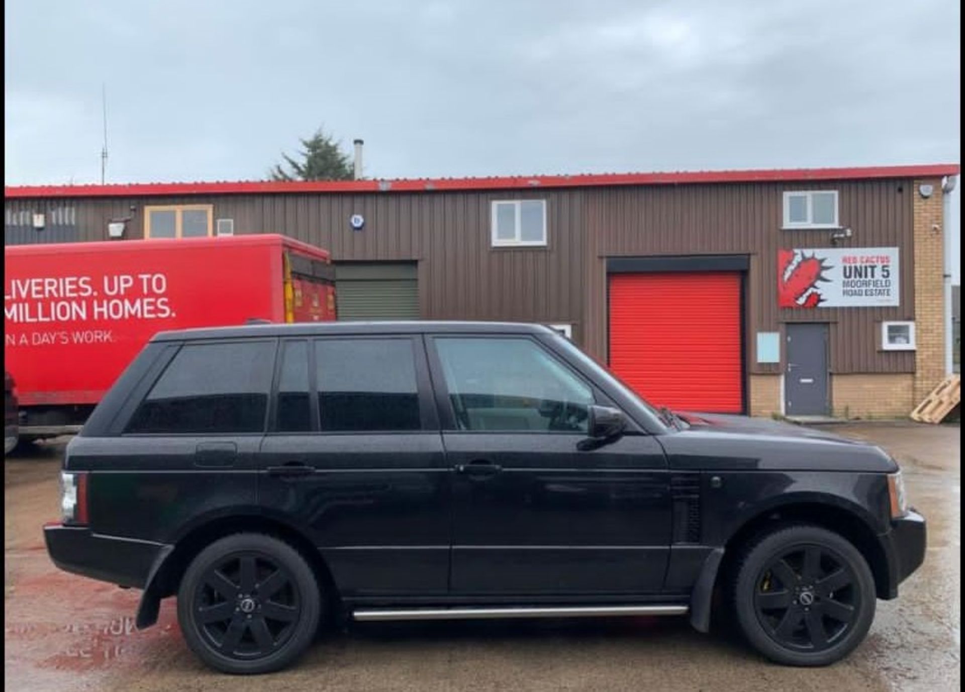 SPARES OR REPAIRS 2007 LAND ROVER RANGE ROVER VOGUE SE A BLACK SUV ESTATE *PLUS VAT* - Image 6 of 10