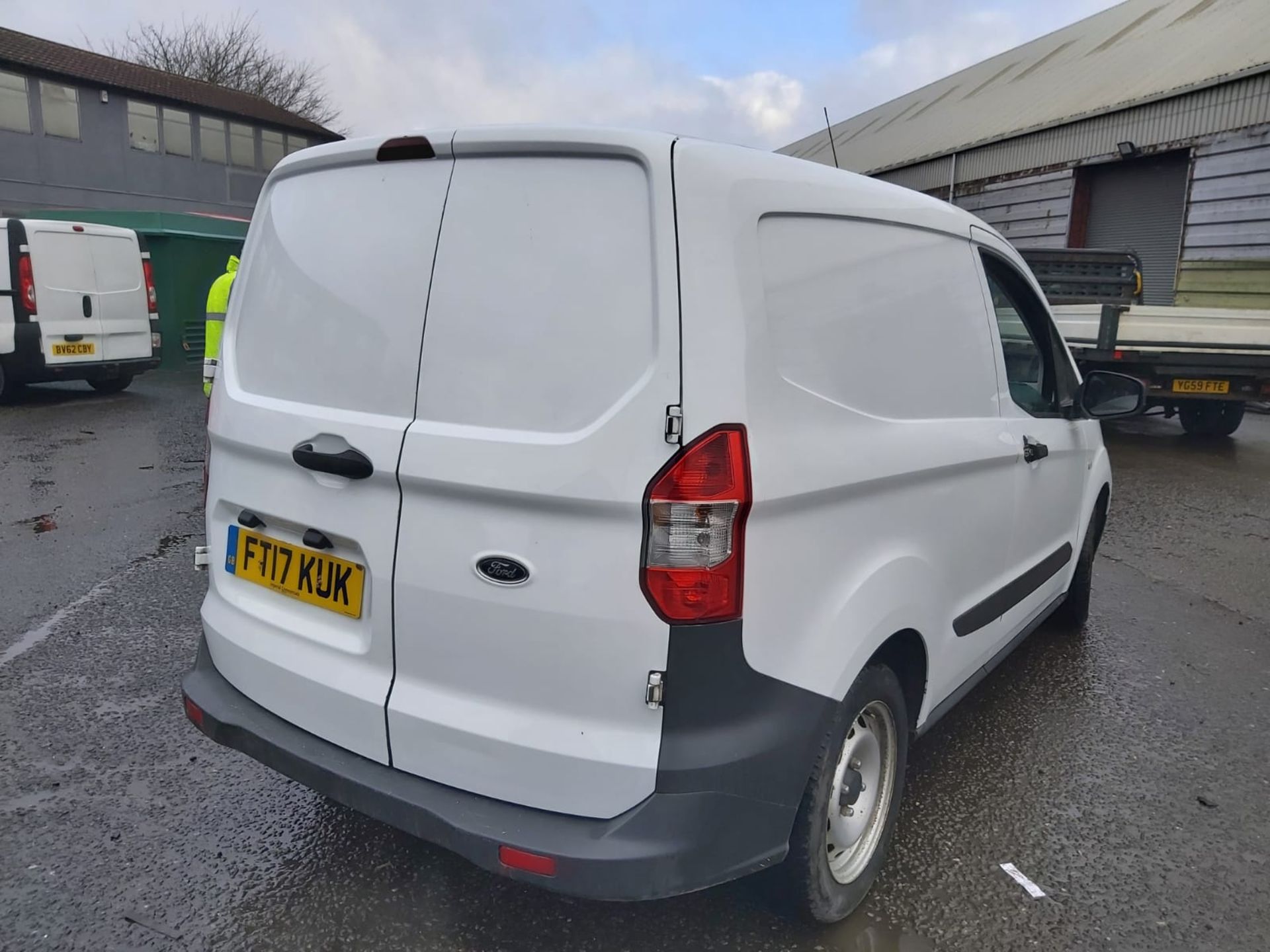 2017 FORD TRANSIT COURIER BASE TDCi WHITE PANEL VAN *PLUS VAT* - Image 4 of 11