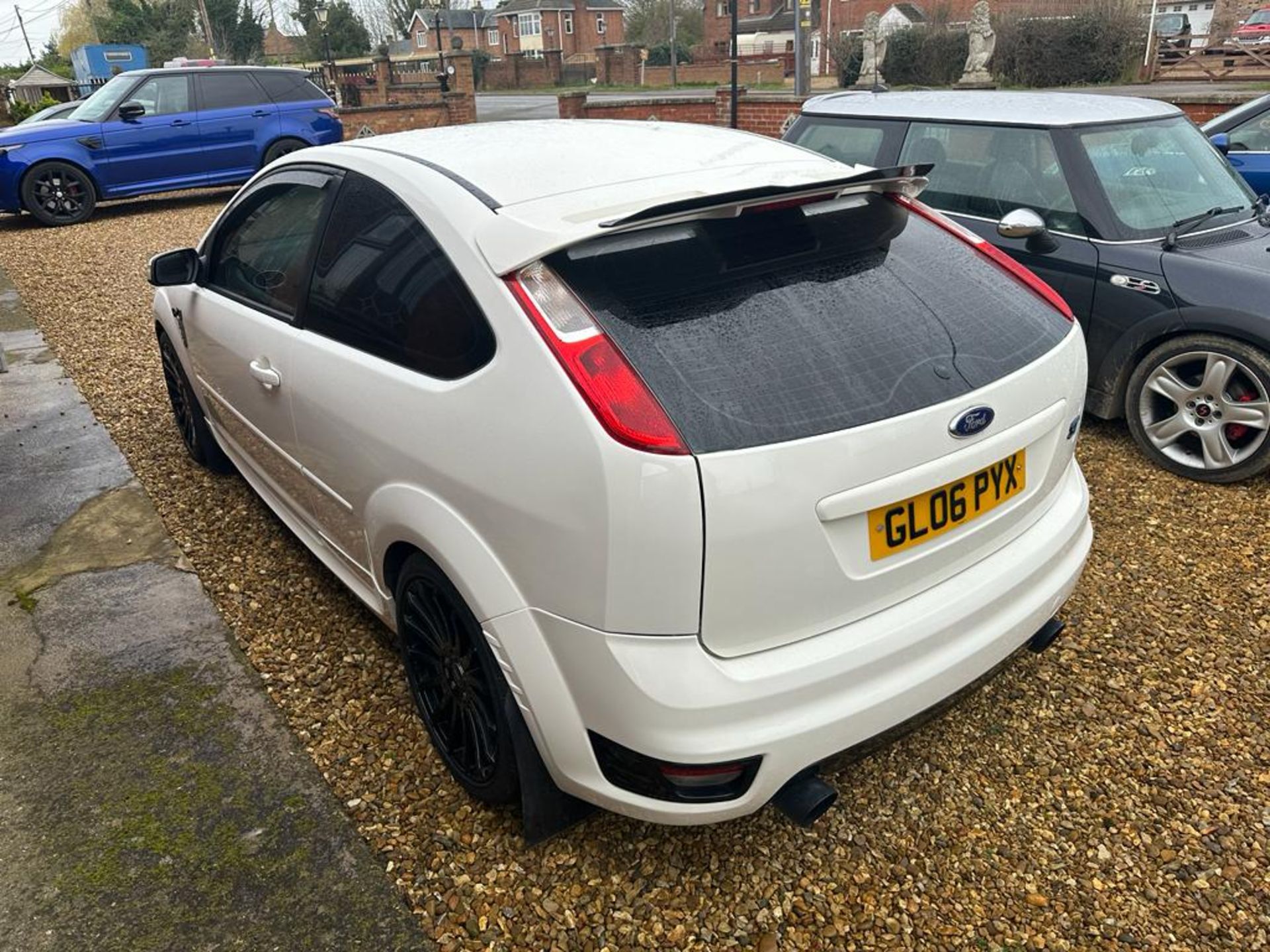 2006 FORD FOCUS ST-3 WHITE HATCHBACK *NO VAT* - Image 5 of 8