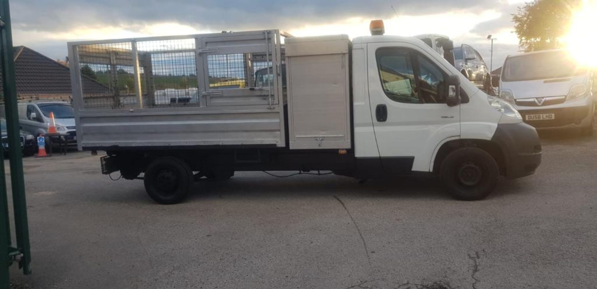 2010 CITROEN RELAY 35 HDI 120 LWB WHITE CHASSIS CAB *NO VAT* - Image 10 of 28