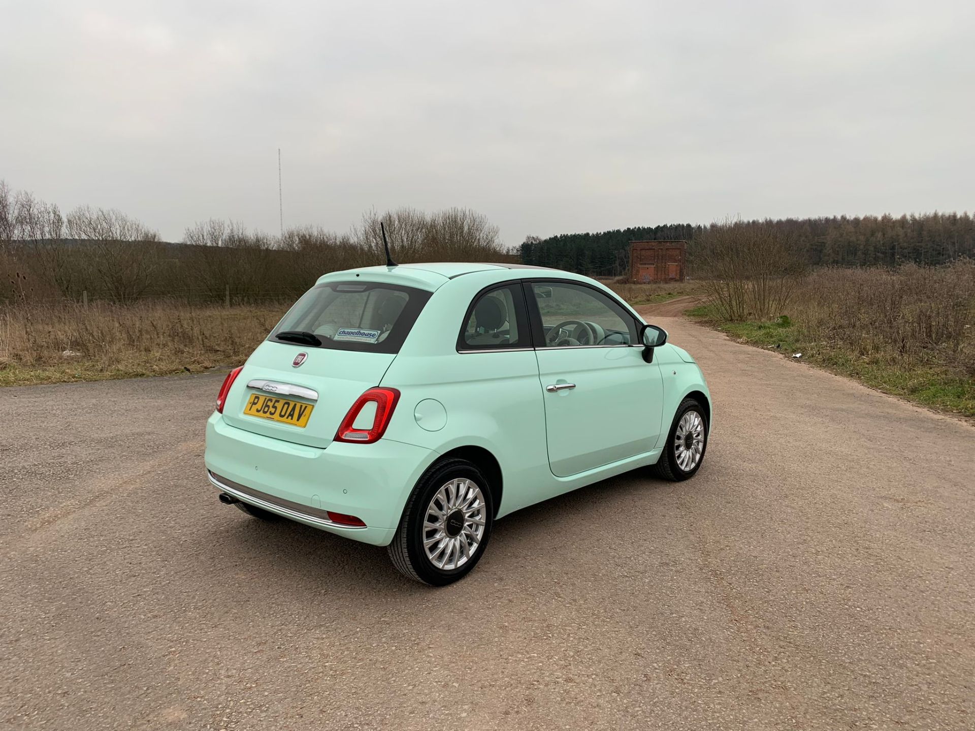 2015 FIAT 500 LOUNGE TWIN AIR GREEN HATCHBACK *NO VAT* - Image 5 of 16