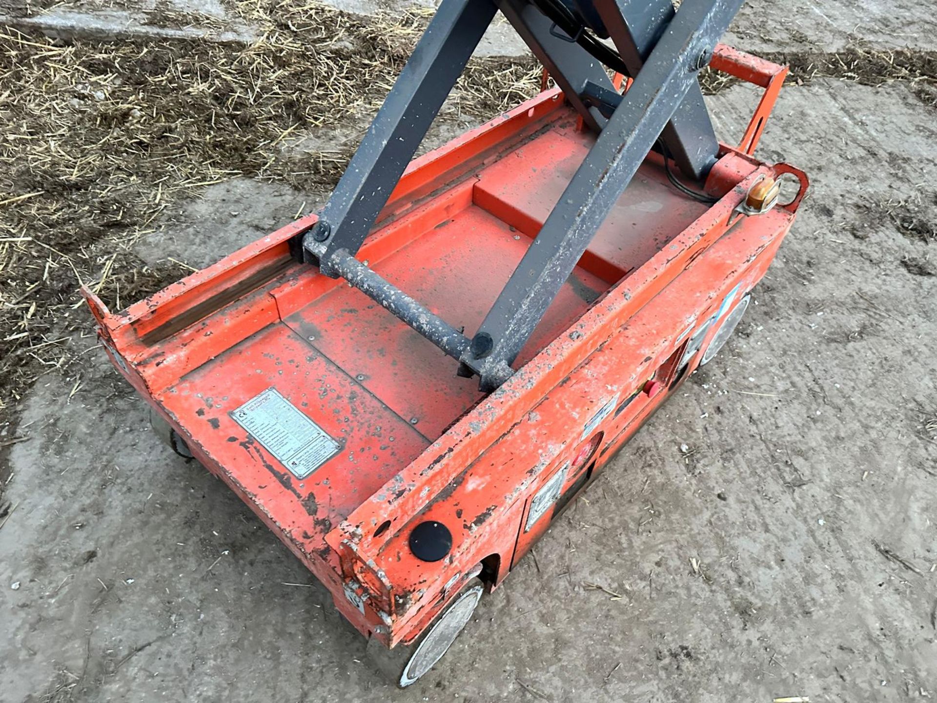 2018 Dingli JCPT0607DCS Electric Scissor Lift *PLUS VAT* - Image 3 of 13