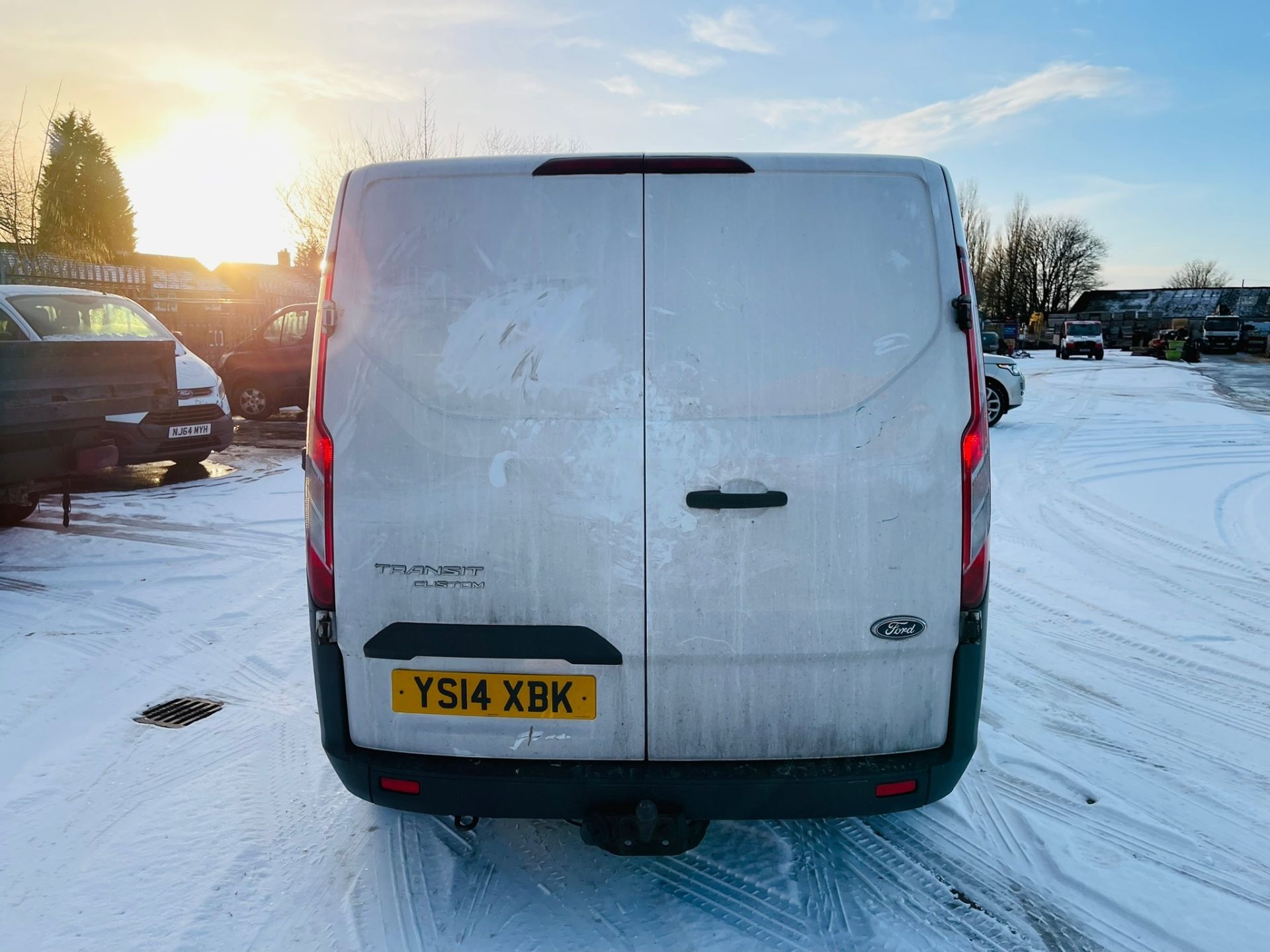 2014 FORD TRANSIT CUSTOM 270 ECO-TECH WHITE PANEL VAN *PLUS VAT* - Image 6 of 23