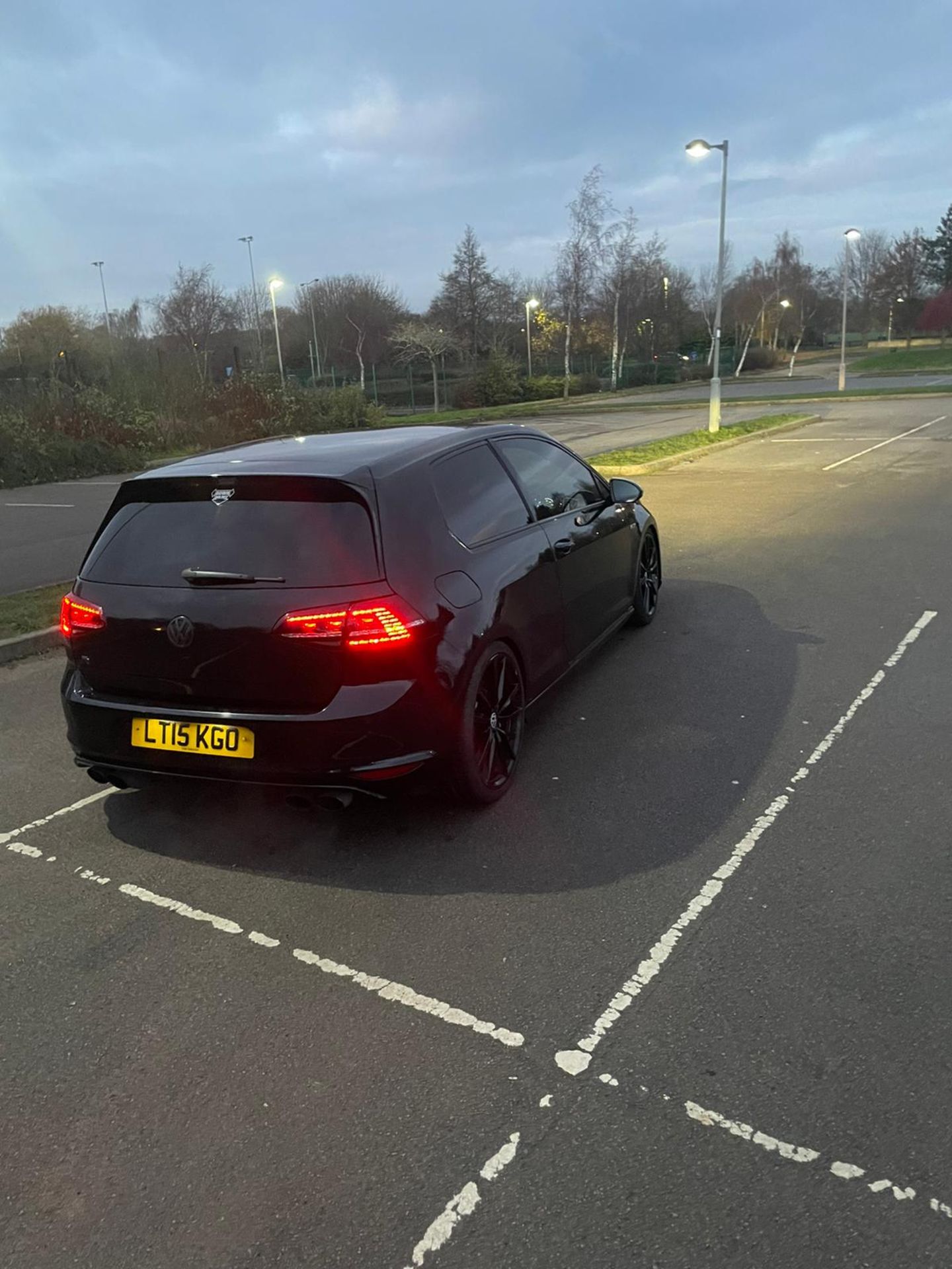 2015 VOLKSWAGEN GOLF R DSG BLACK HATCHBACK *NO VAT* - Image 5 of 11