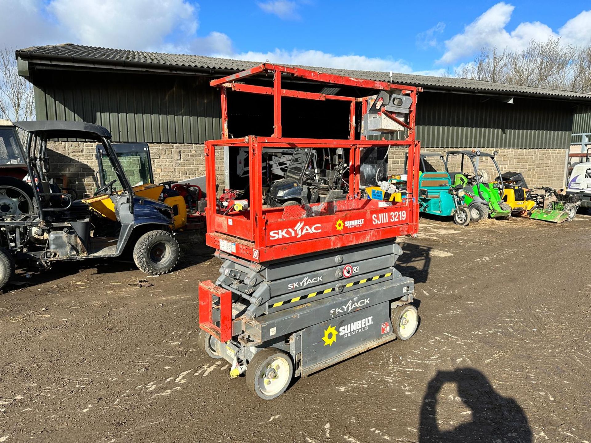 2015 Skyjack SJIII-3219 Scissor Lift *PLUS VAT* - Image 2 of 13