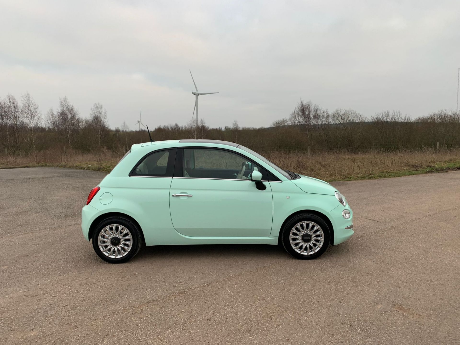 2015 FIAT 500 LOUNGE TWIN AIR GREEN HATCHBACK *NO VAT* - Image 4 of 16