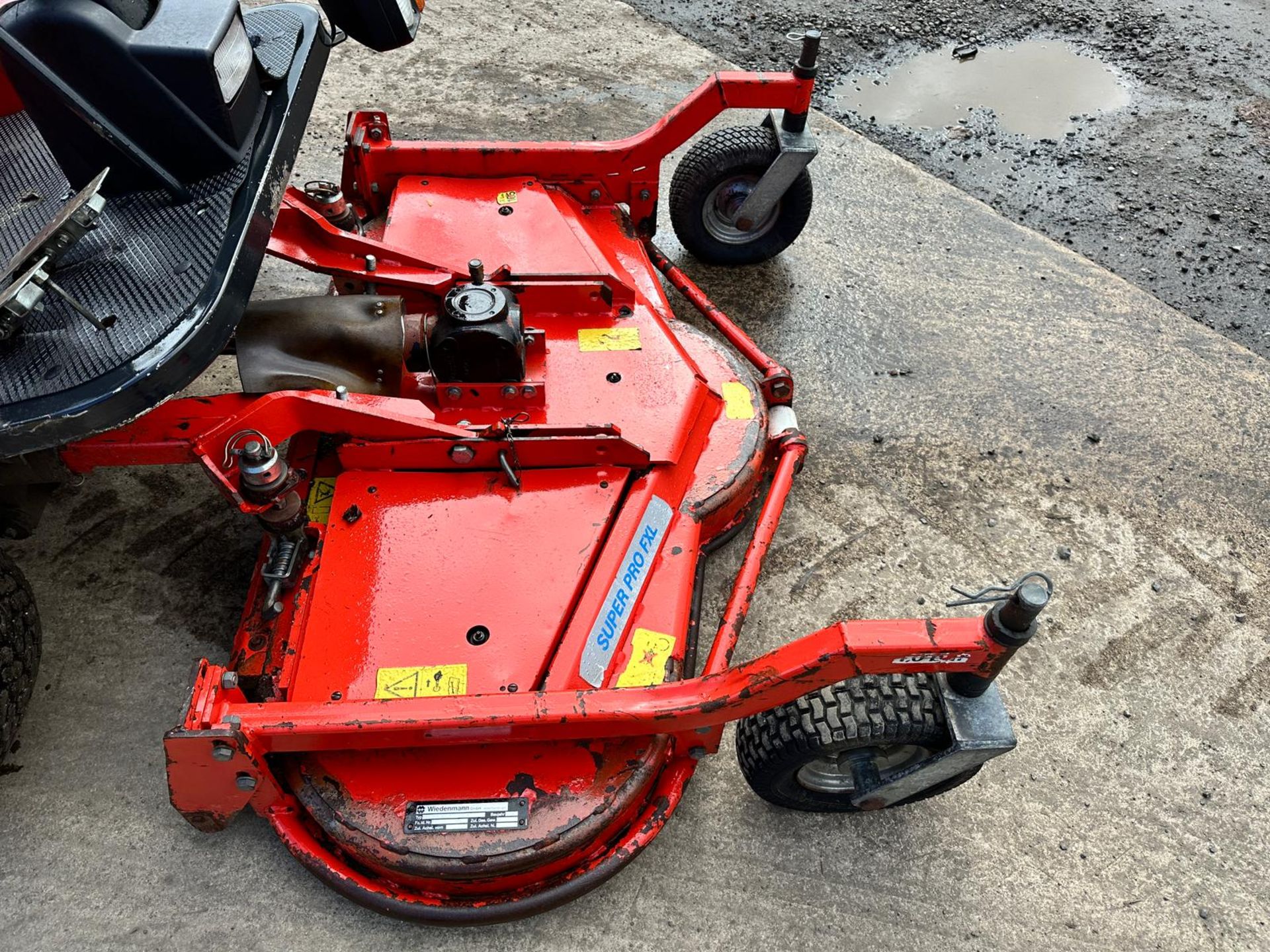 2015 Shibaura CM374 4WD Outfront Ride On Mower With Weidemann 5FT Rotary Deck *PLUS VAT* - Image 8 of 13