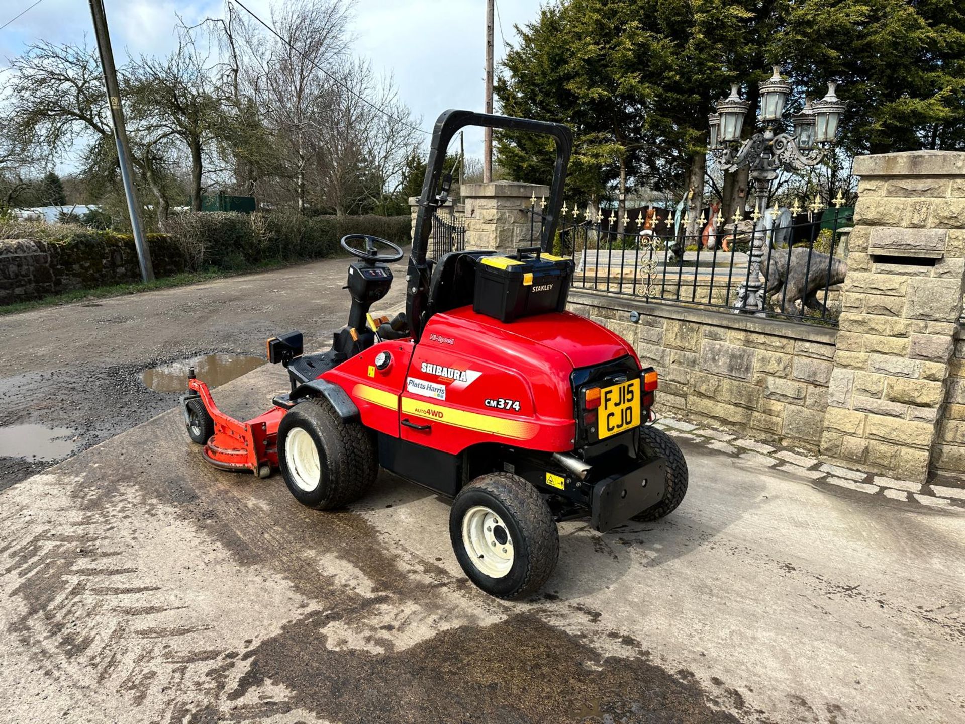 2015 Shibaura CM374 4WD Outfront Ride On Mower With Weidemann 5FT Rotary Deck *PLUS VAT* - Image 3 of 13