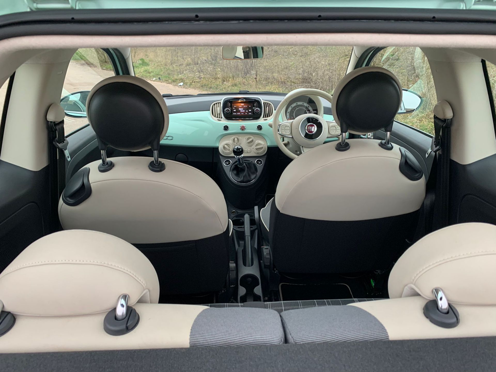 2015 FIAT 500 LOUNGE TWIN AIR GREEN HATCHBACK *NO VAT* - Image 15 of 16