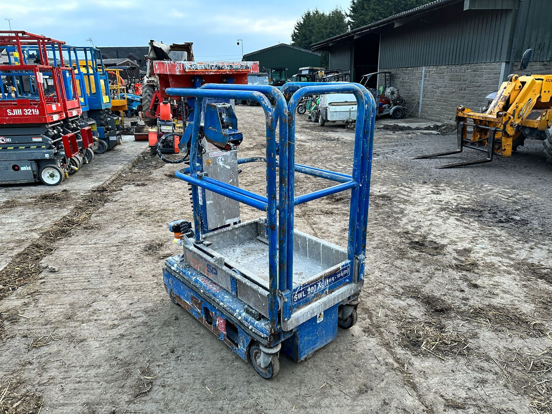 2012 Powertower Nano SP Electric Lift *PLUS VAT* - Image 2 of 10