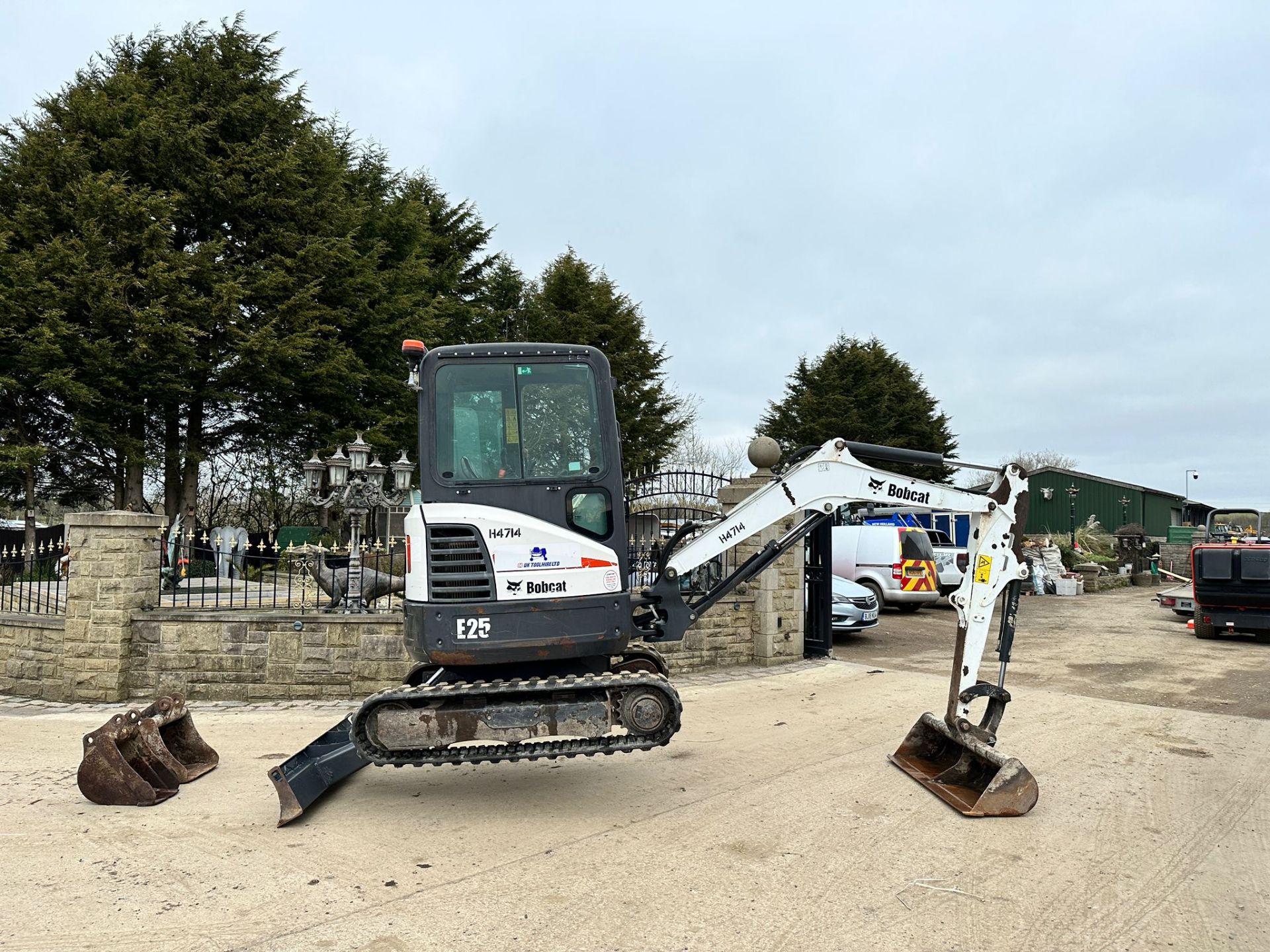 2017 Bobcat E25 2.5 Ton Mini Digger *PLUS VAT* - Image 3 of 25