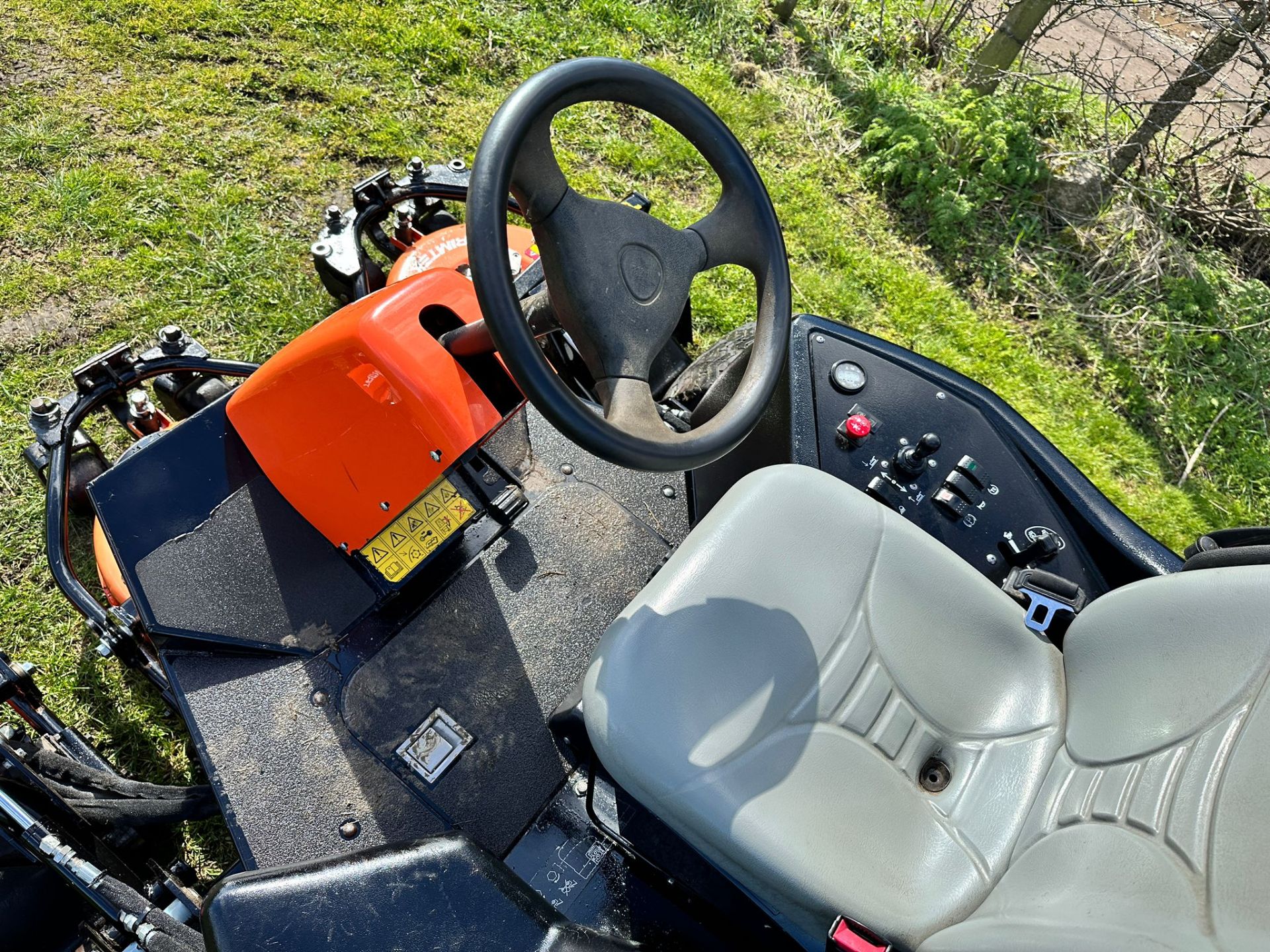 2014 JACOBSEN AR522 ROTARY RIDE ON LAWN MOWER *PLUS VAT* - Image 13 of 22