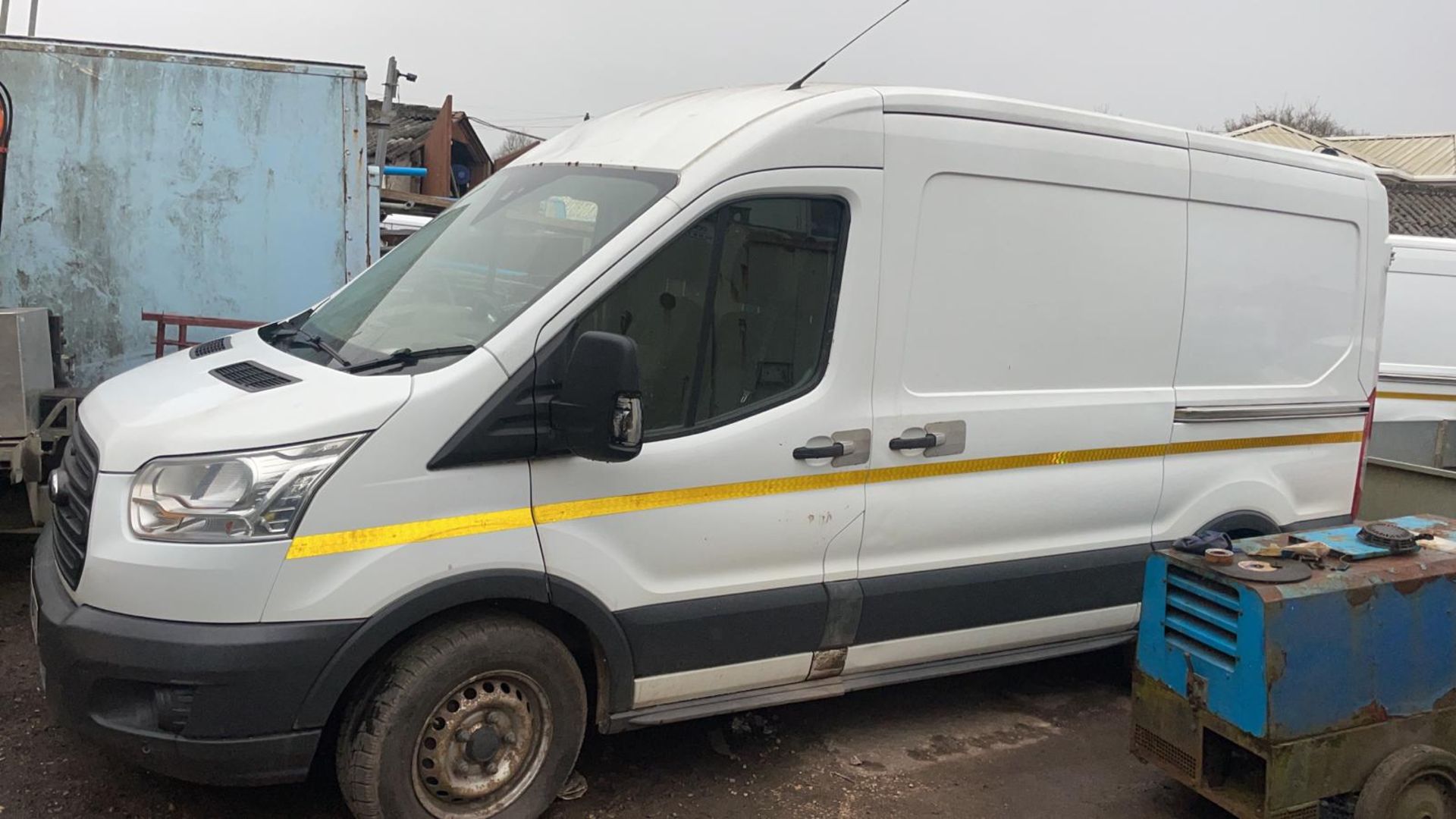 2016 4X4 FORD TRANSIT 350 WHITE PANEL VAN 240v AND HOT WATER *NO VAT* - Image 5 of 15
