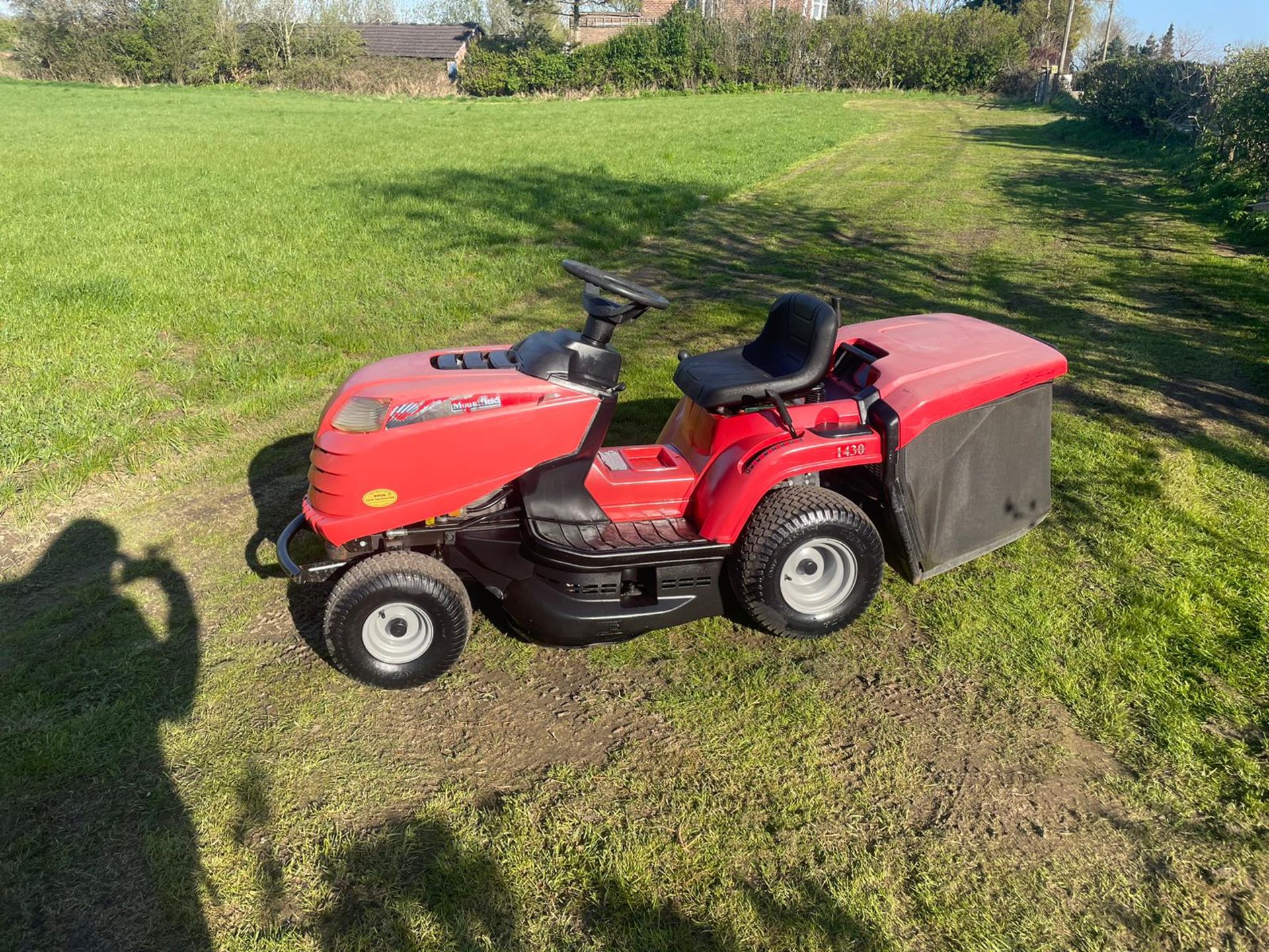 2014 MOUNTFIELD 1430 RIDE ON LAWN MOWER *PLUS VAT*