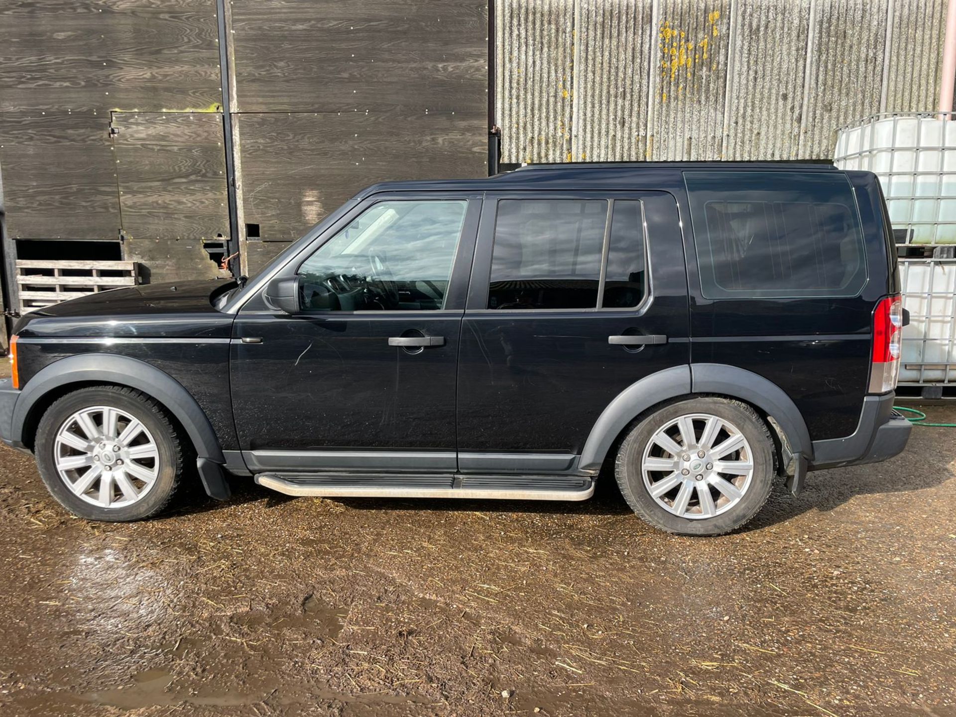 2007 LAND ROVER DISCOVERY TDV6 SE A BLACK SUV ESTATE *NO VAT* - Image 2 of 11