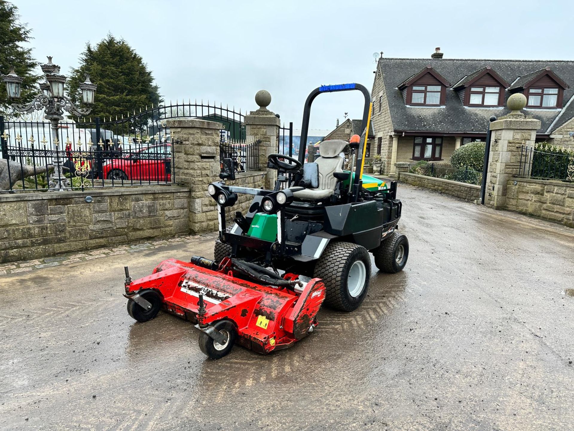 2012 Ransomes HR300 4WD Outfront Ride On Mower With 2015 Trimax Flail Deck *PLUS VAT* - Image 5 of 14