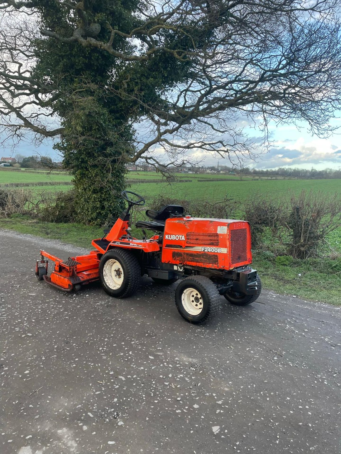 Kubota F2400 4WD Outfront Ride On Mower *PLUS VAT*