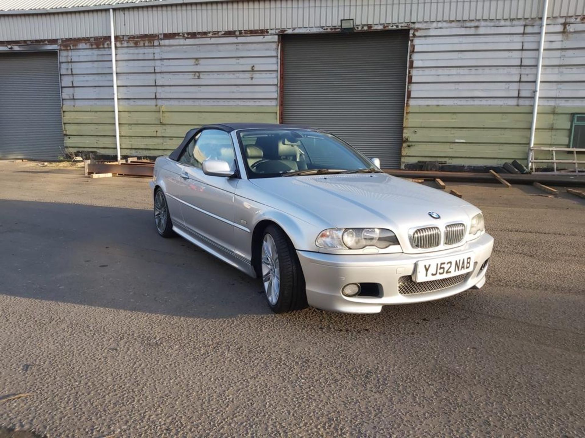 2003 BMW 330CI SILVER CABRIOLET *NO VAT* - Image 7 of 17