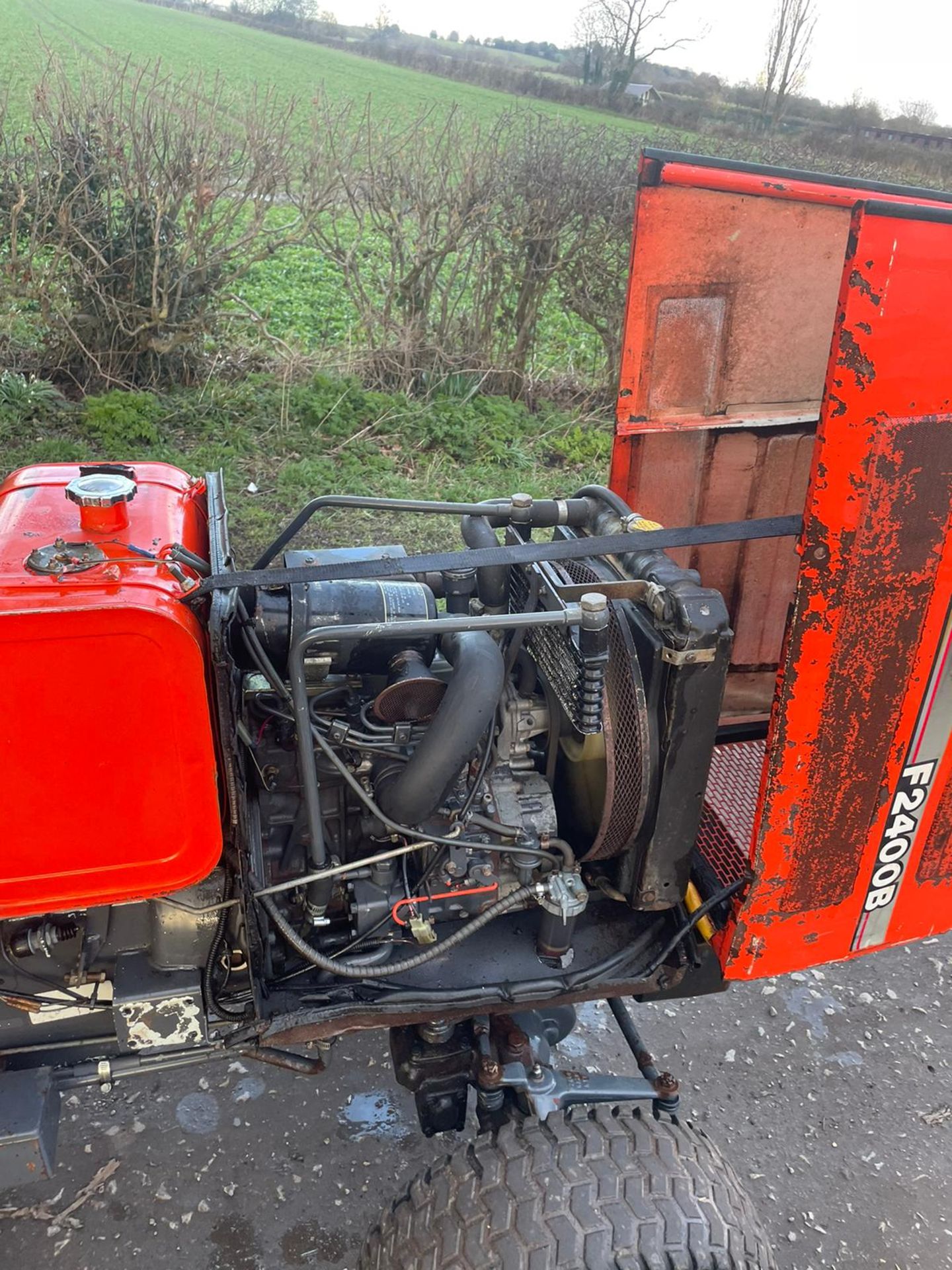 Kubota F2400 4WD Outfront Ride On Mower *PLUS VAT* - Image 9 of 12