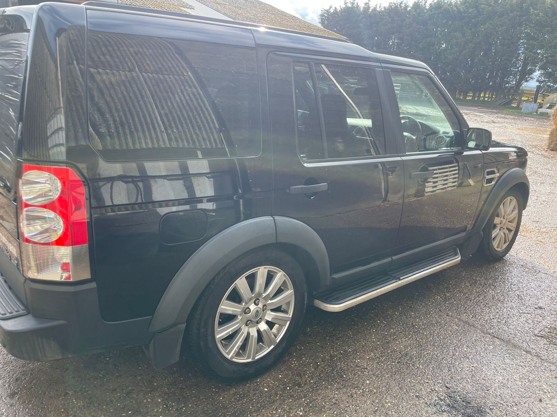 2007 LAND ROVER DISCOVERY TDV6 SE A BLACK SUV ESTATE *NO VAT* - Image 4 of 11