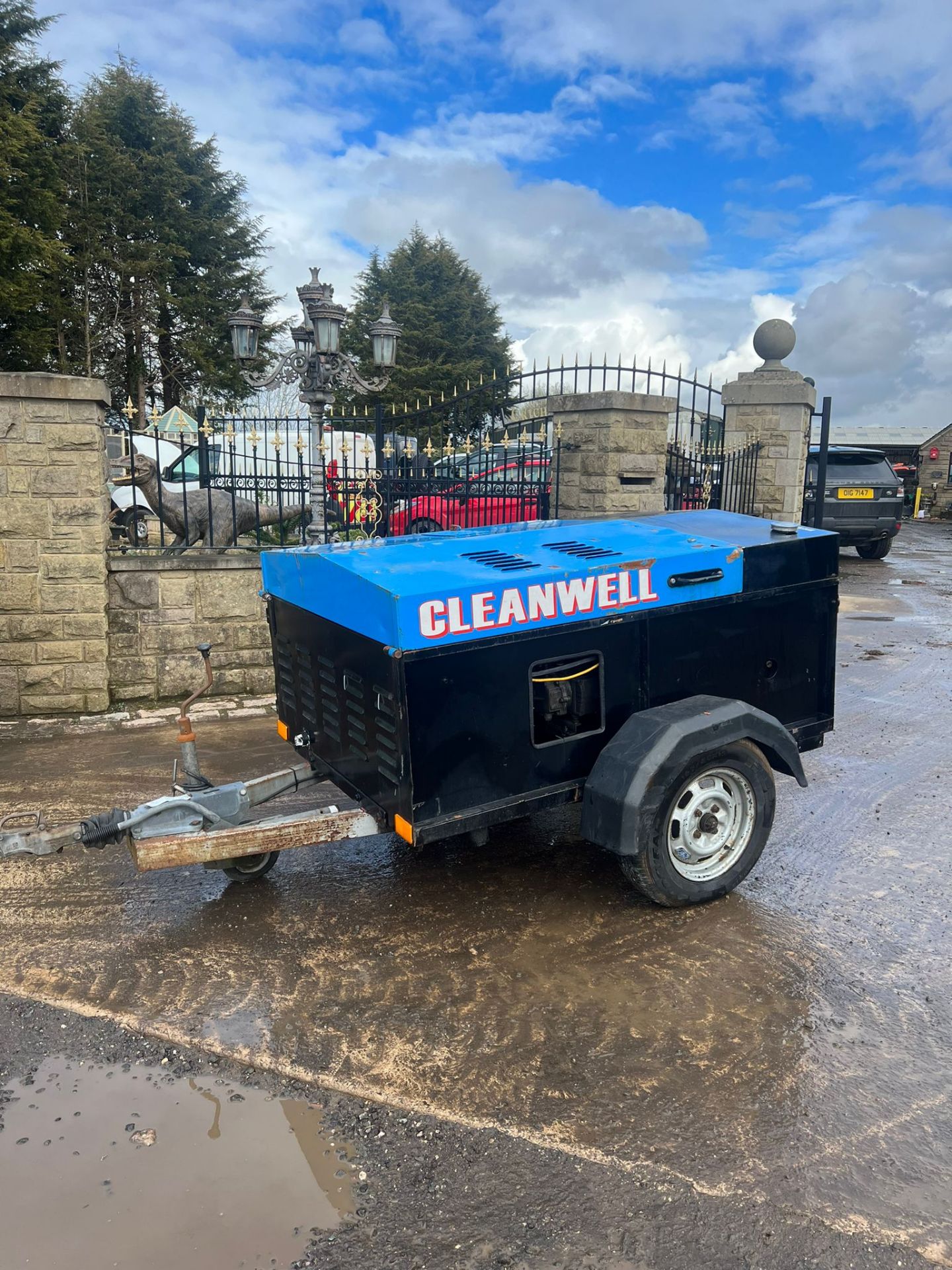 CLEANWELL HOT/COLD STEAM CLEANER JET WASH *PLUS VAT*